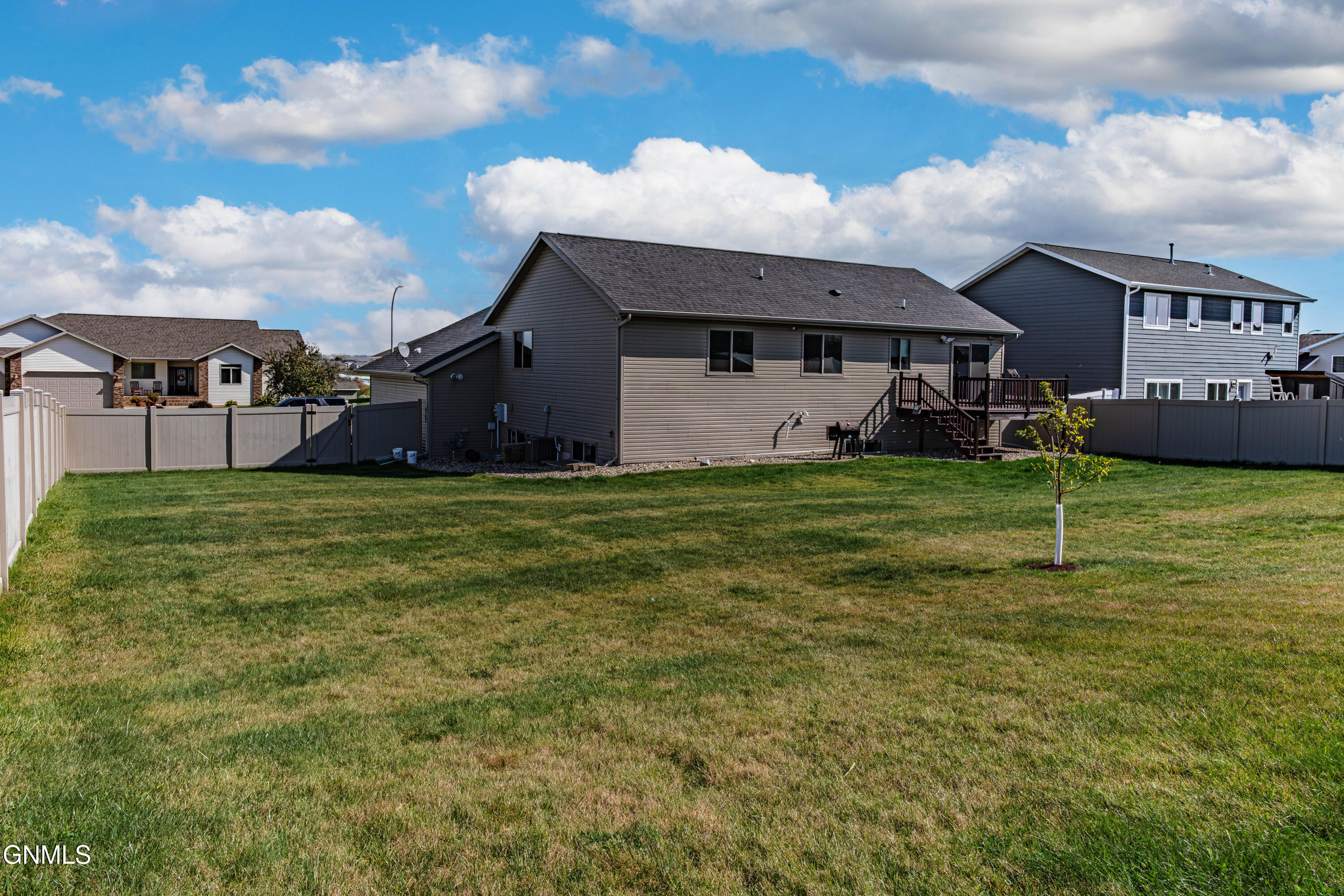main property photo 104