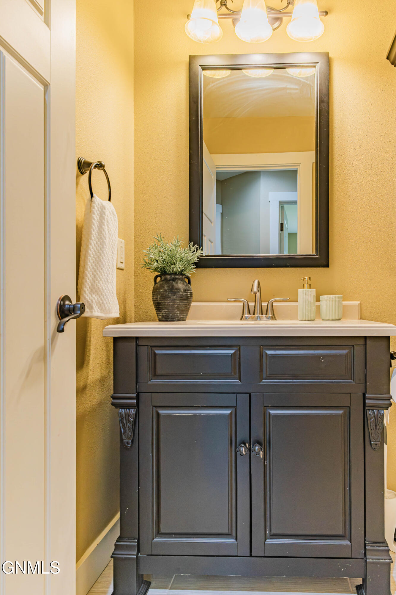 main property photo 73