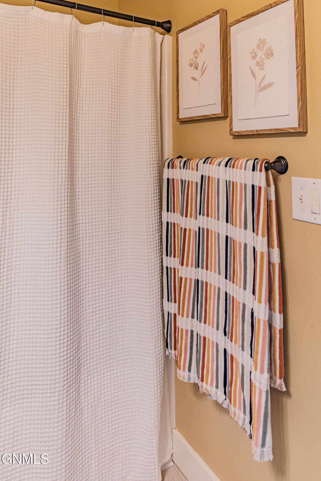 main property photo 77