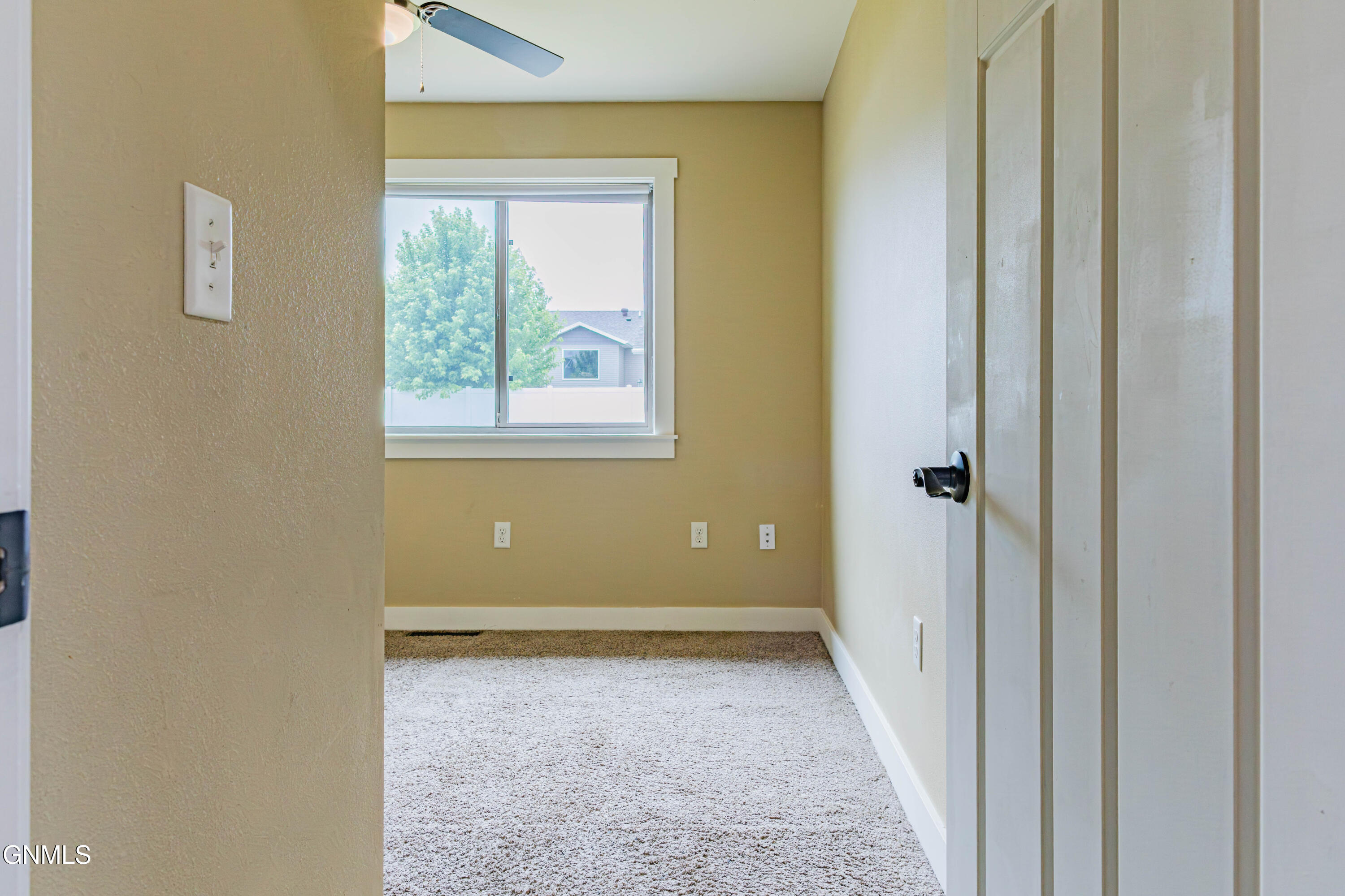 main property photo 79