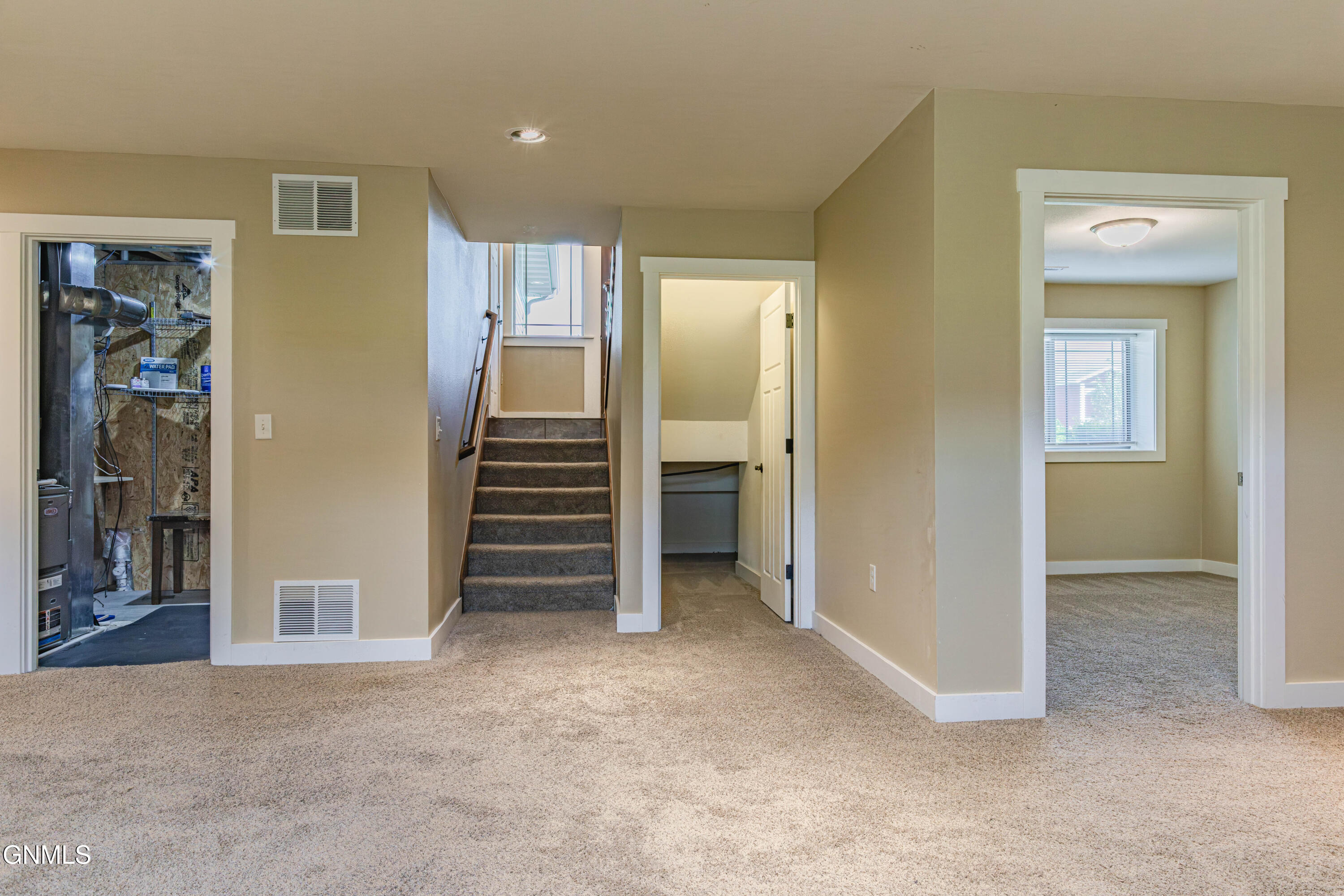 main property photo 81