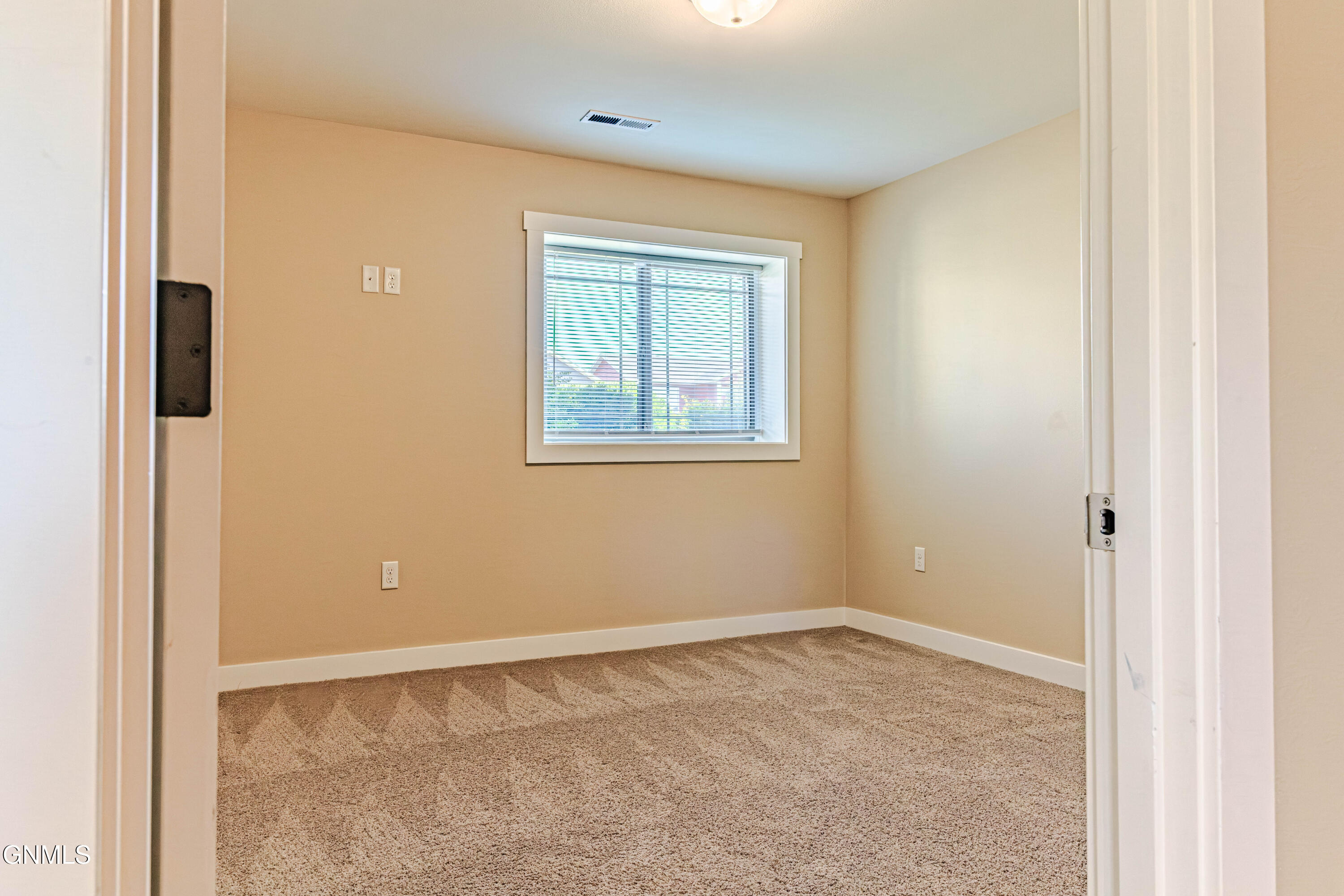 main property photo 85