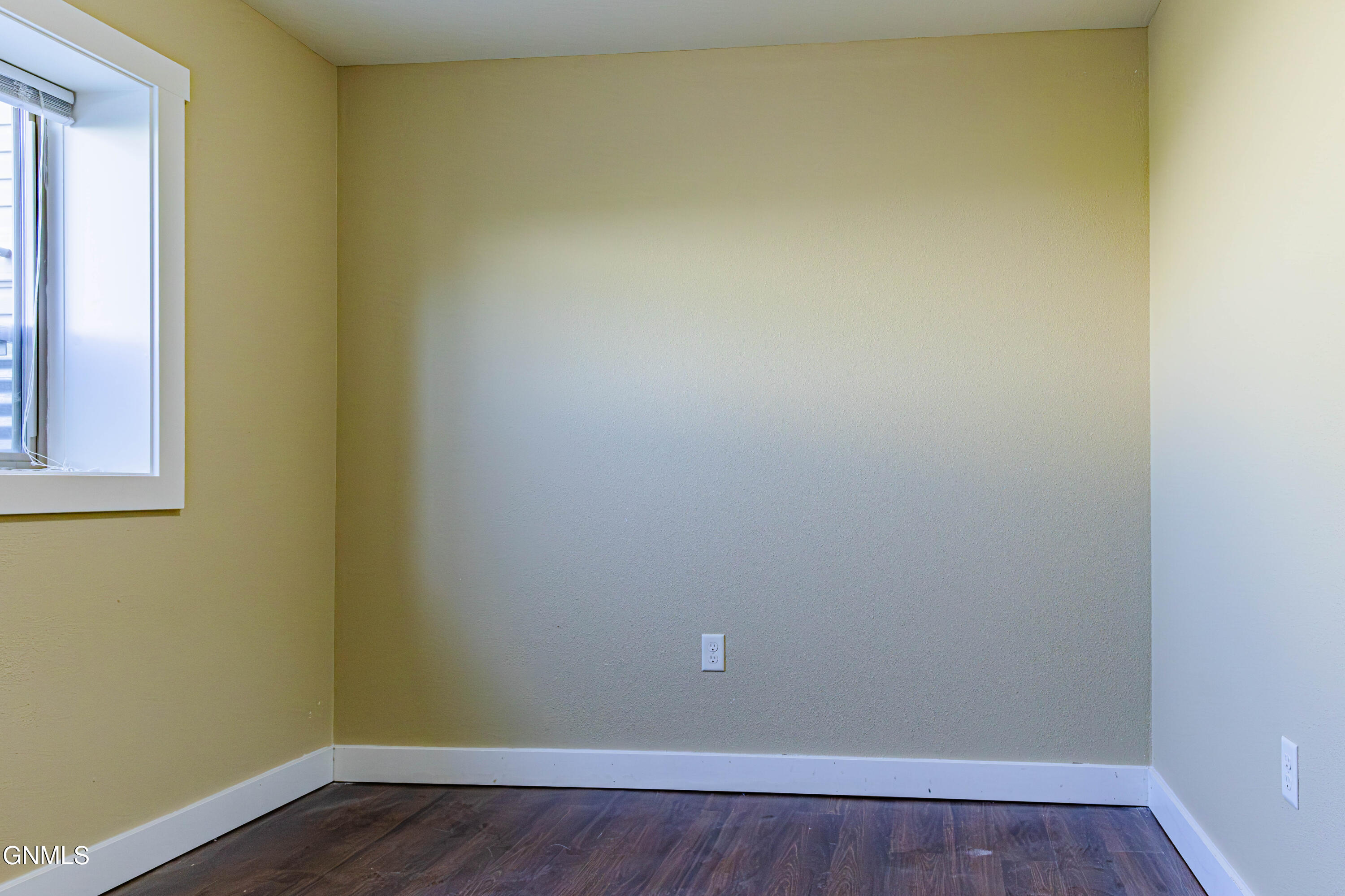 main property photo 99