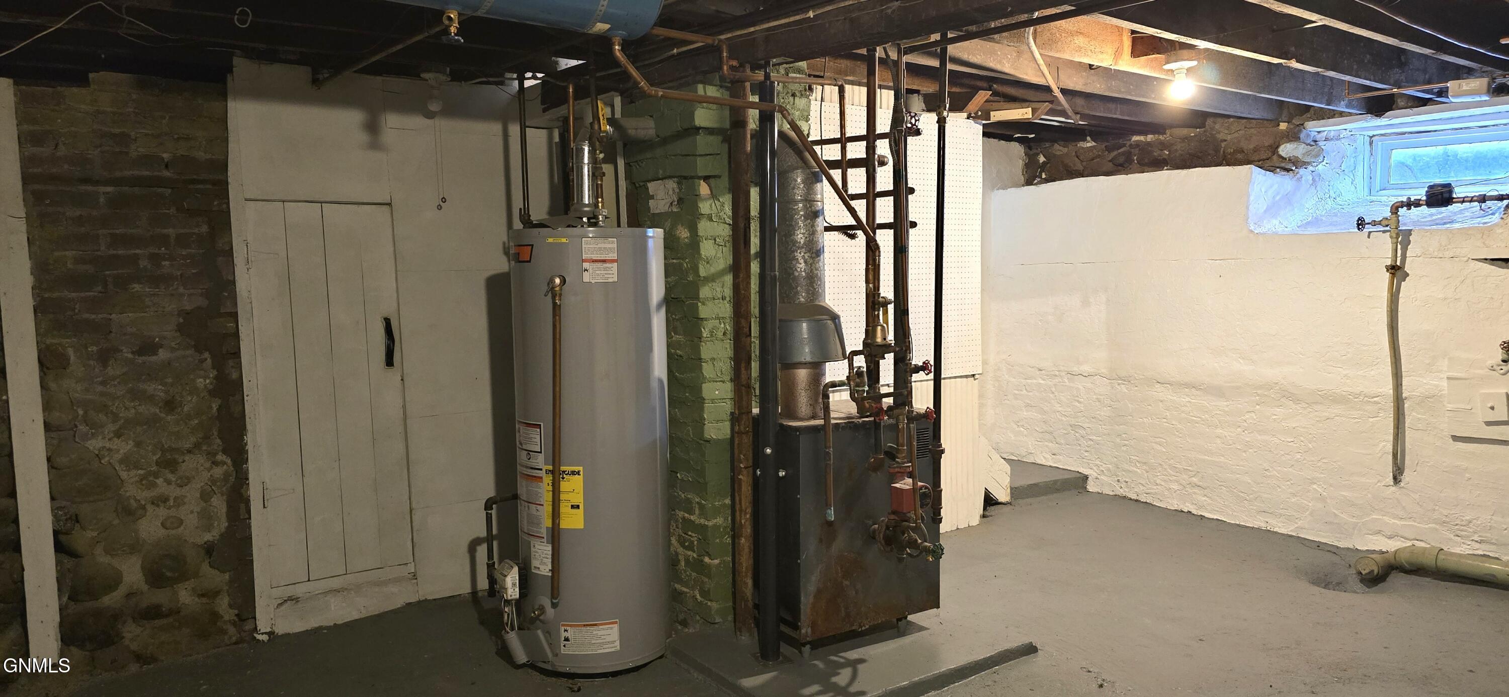 main property photo 19
