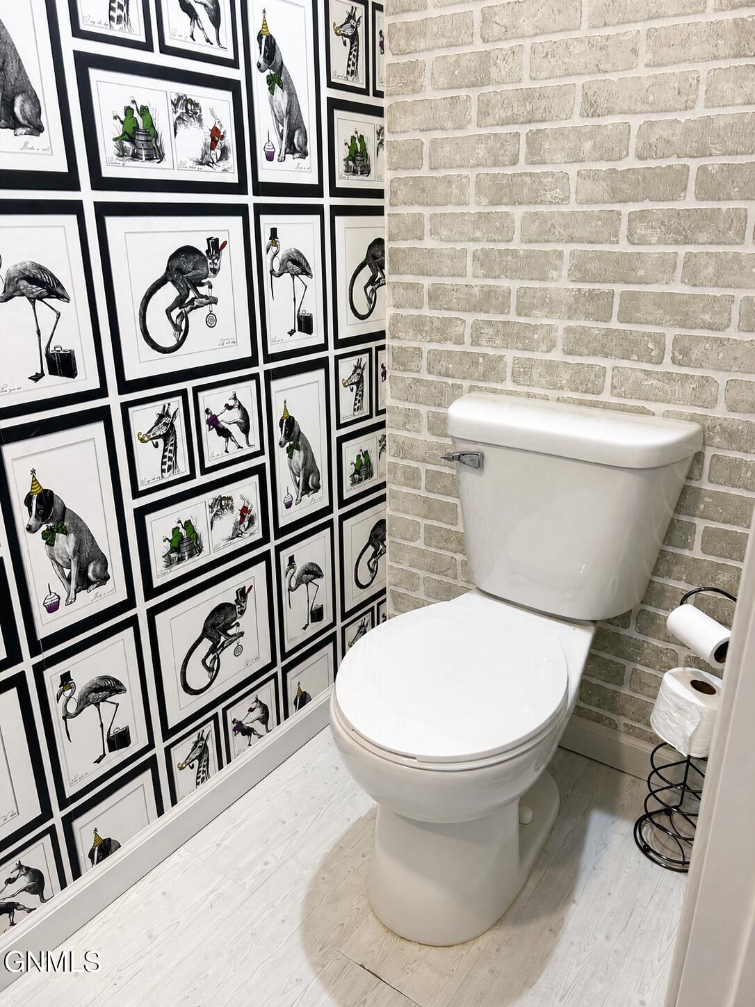 main property photo 12