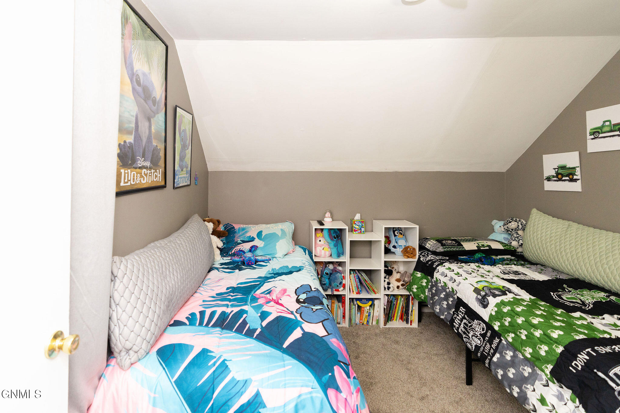 main property photo 18