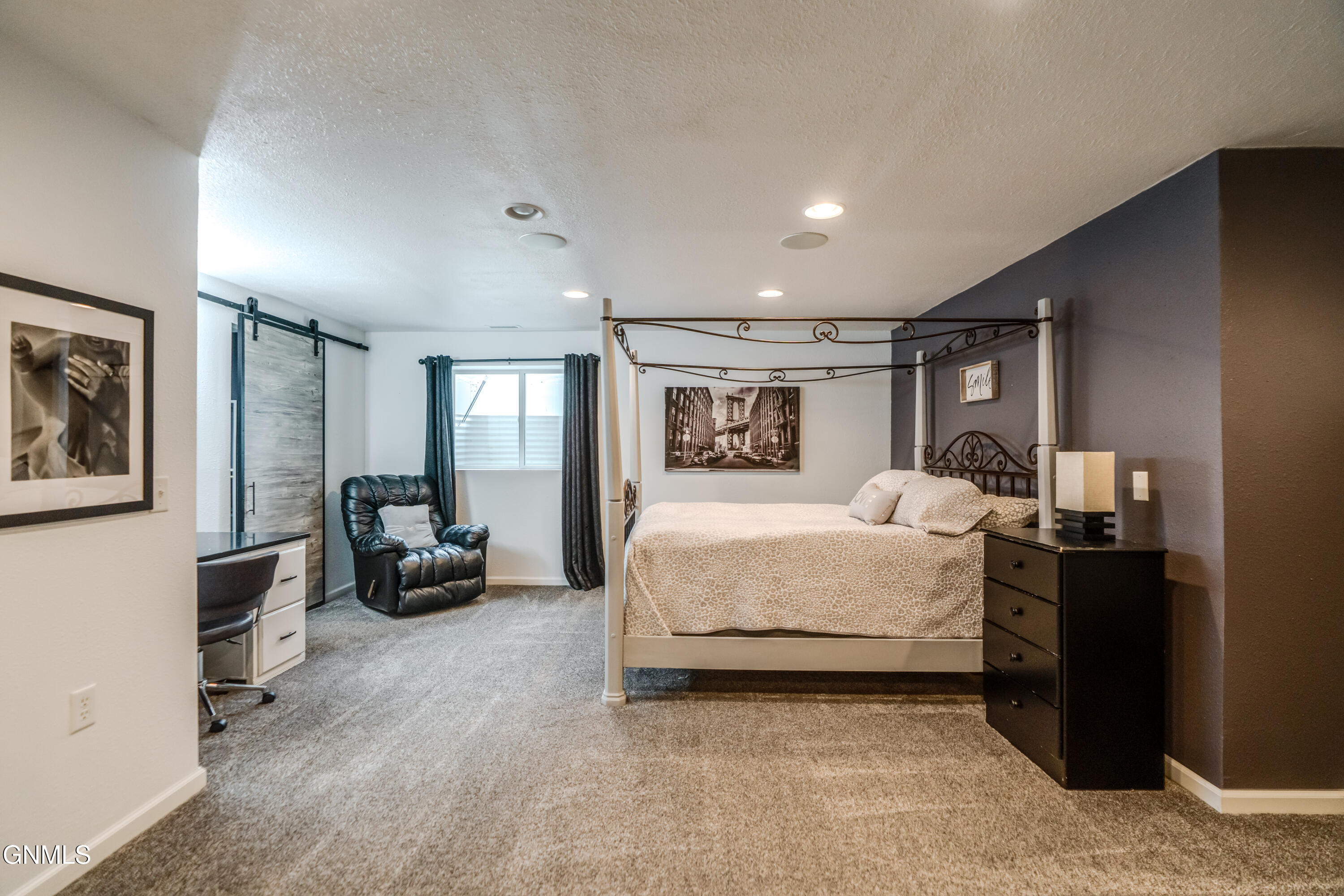 main property photo 79