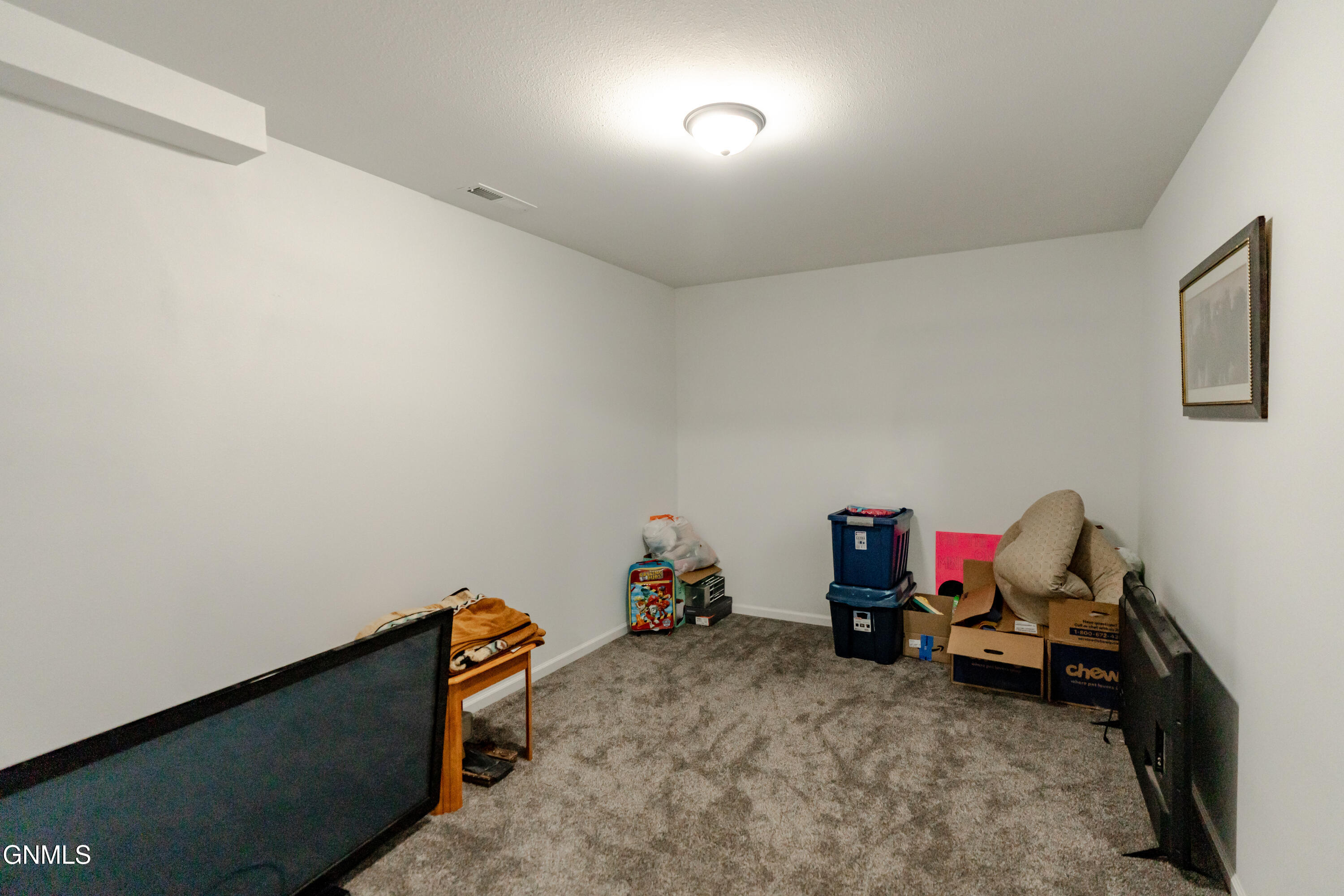 main property photo 68