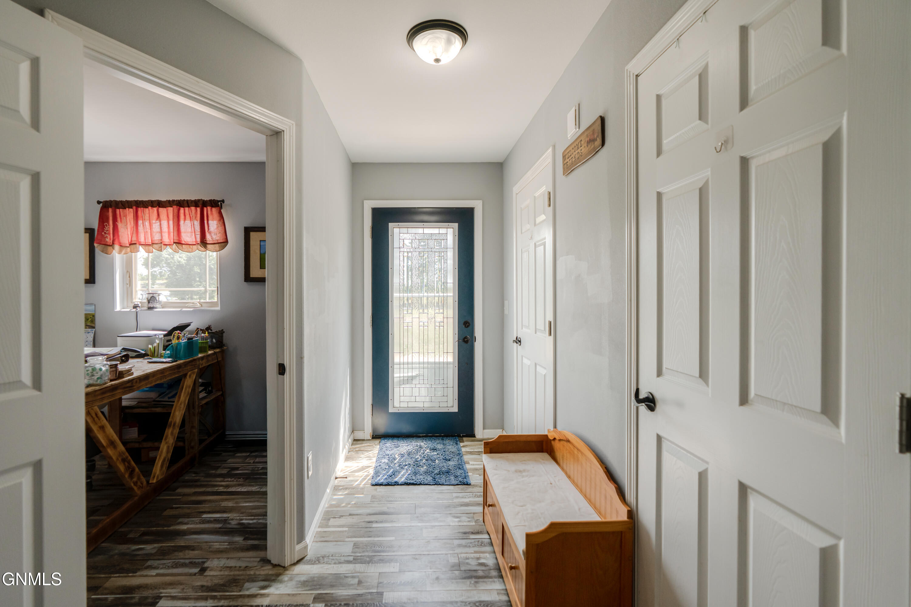 main property photo 8