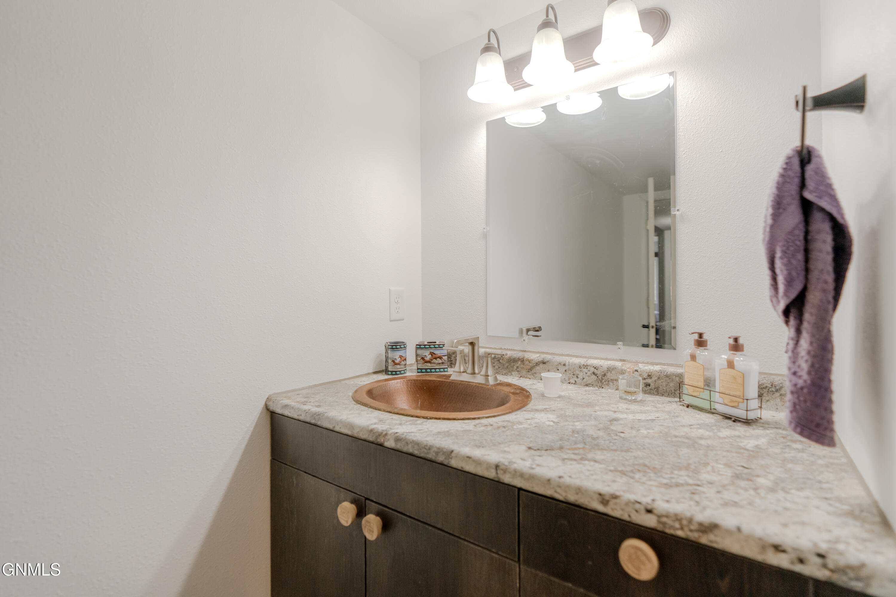 main property photo 80