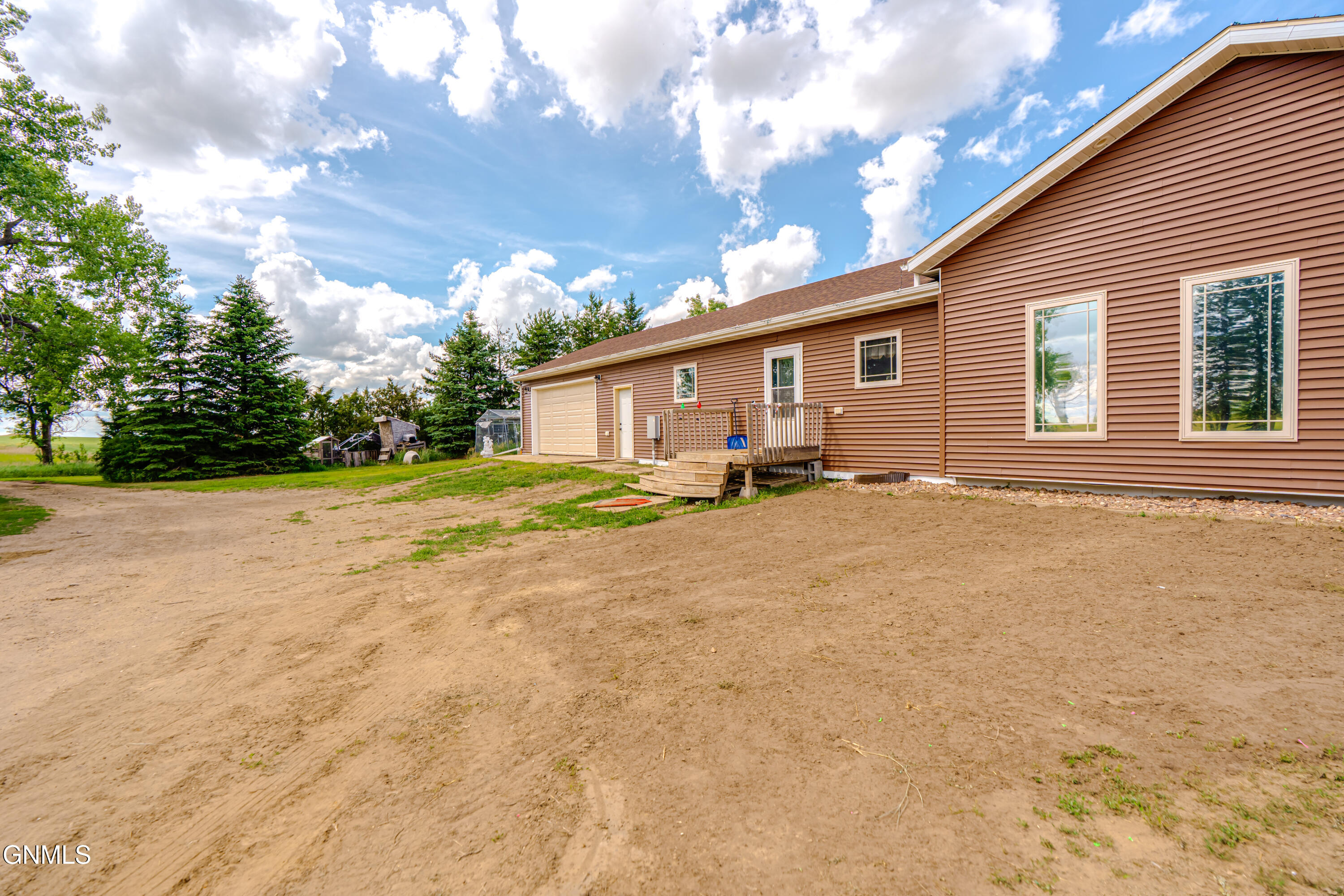 main property photo 84