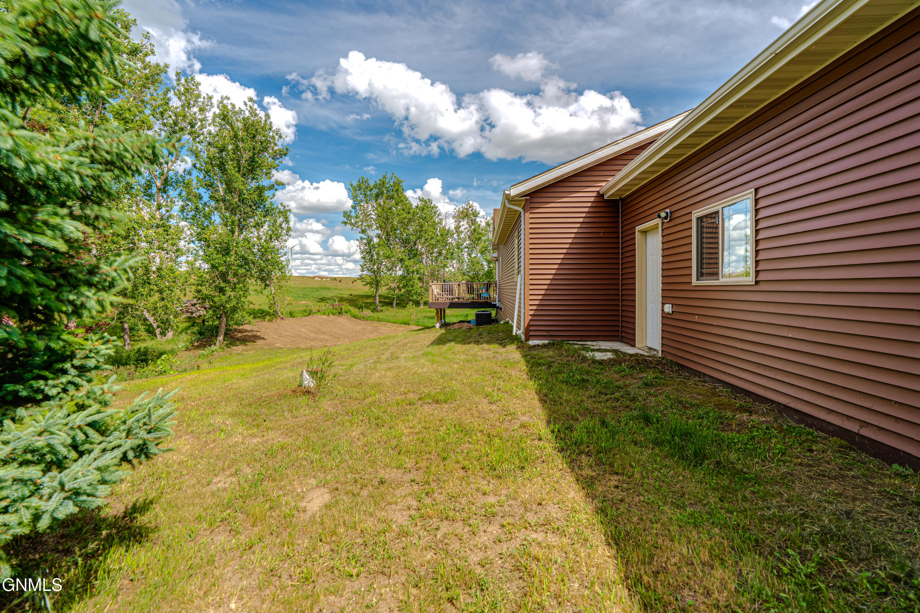 main property photo 88