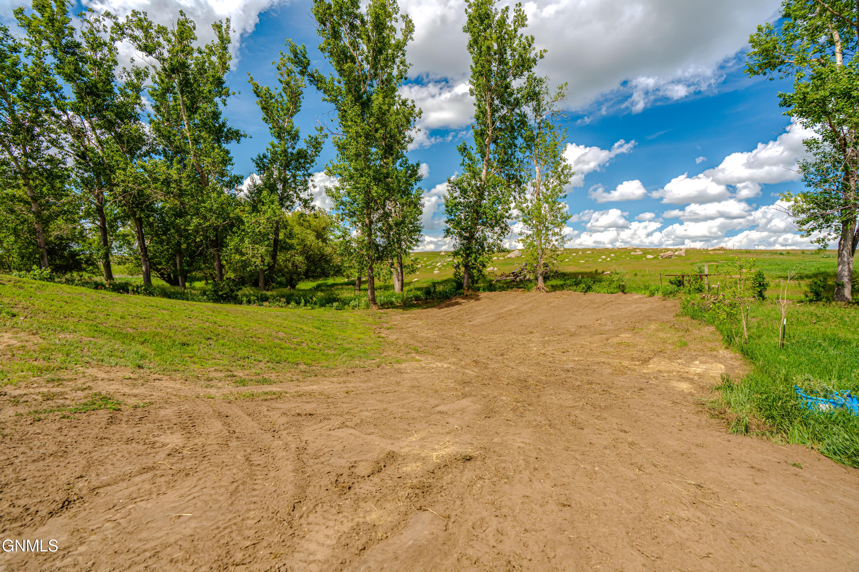 main property photo 91