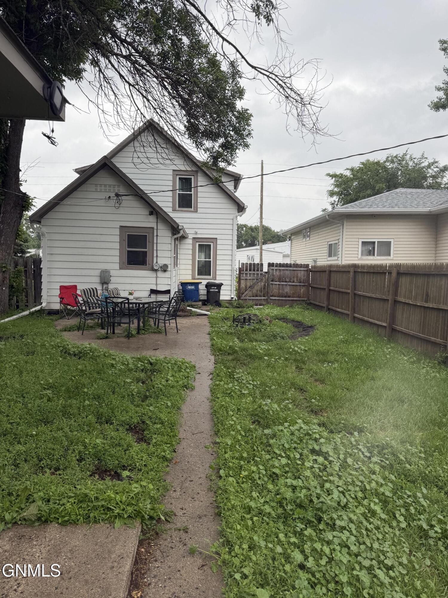 main property photo 1