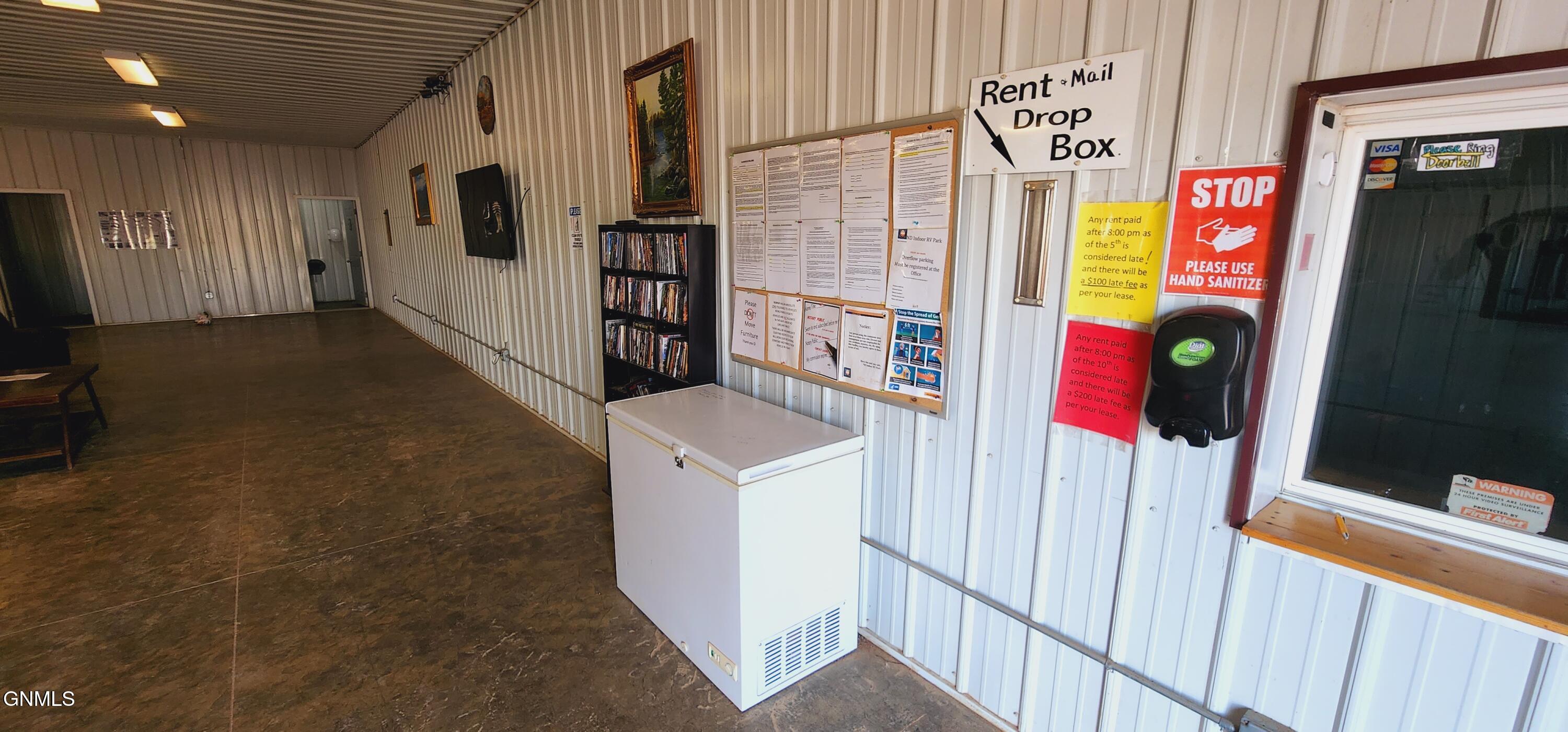 main property photo 19