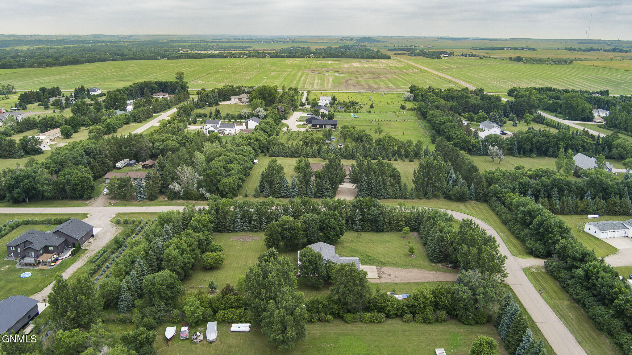 main property photo 45