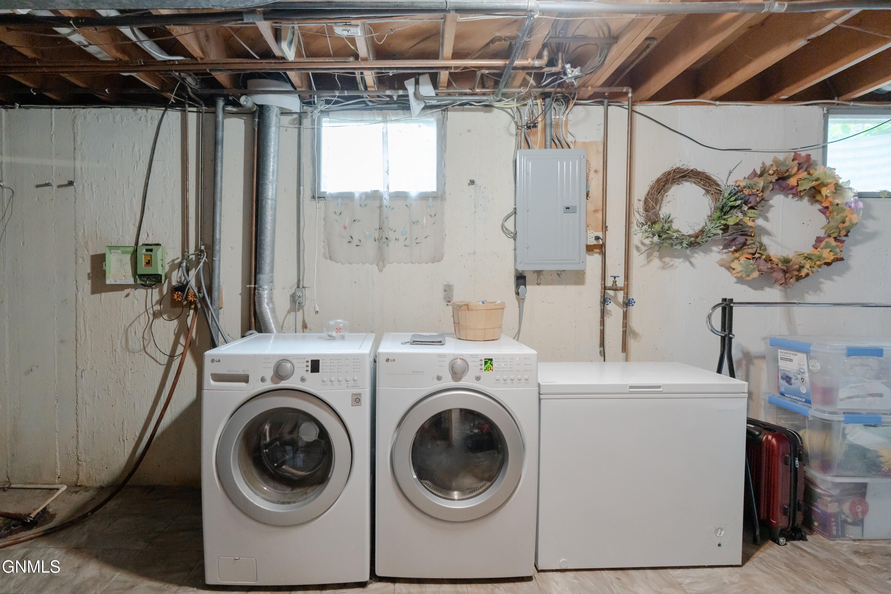 main property photo 46