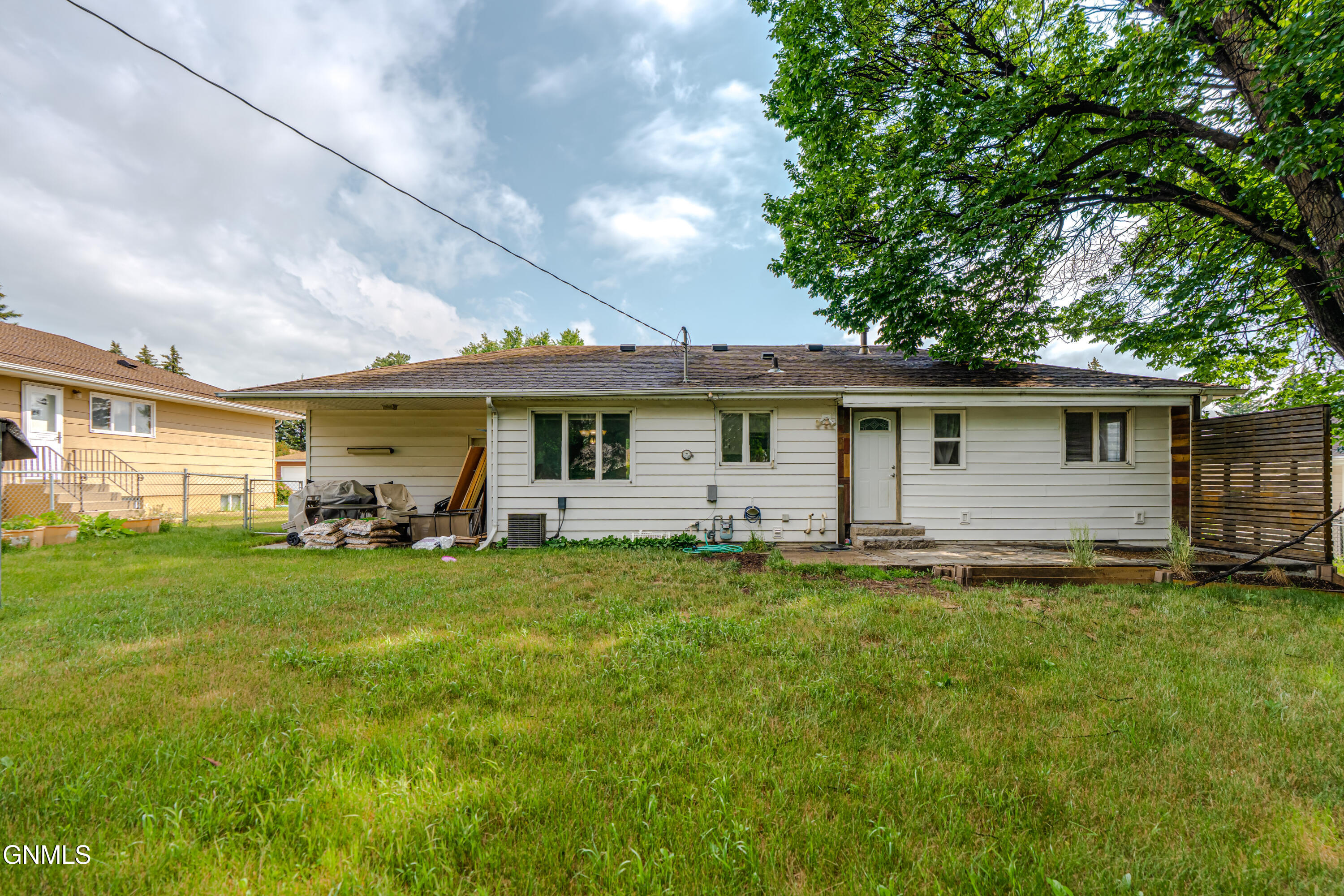 main property photo 60
