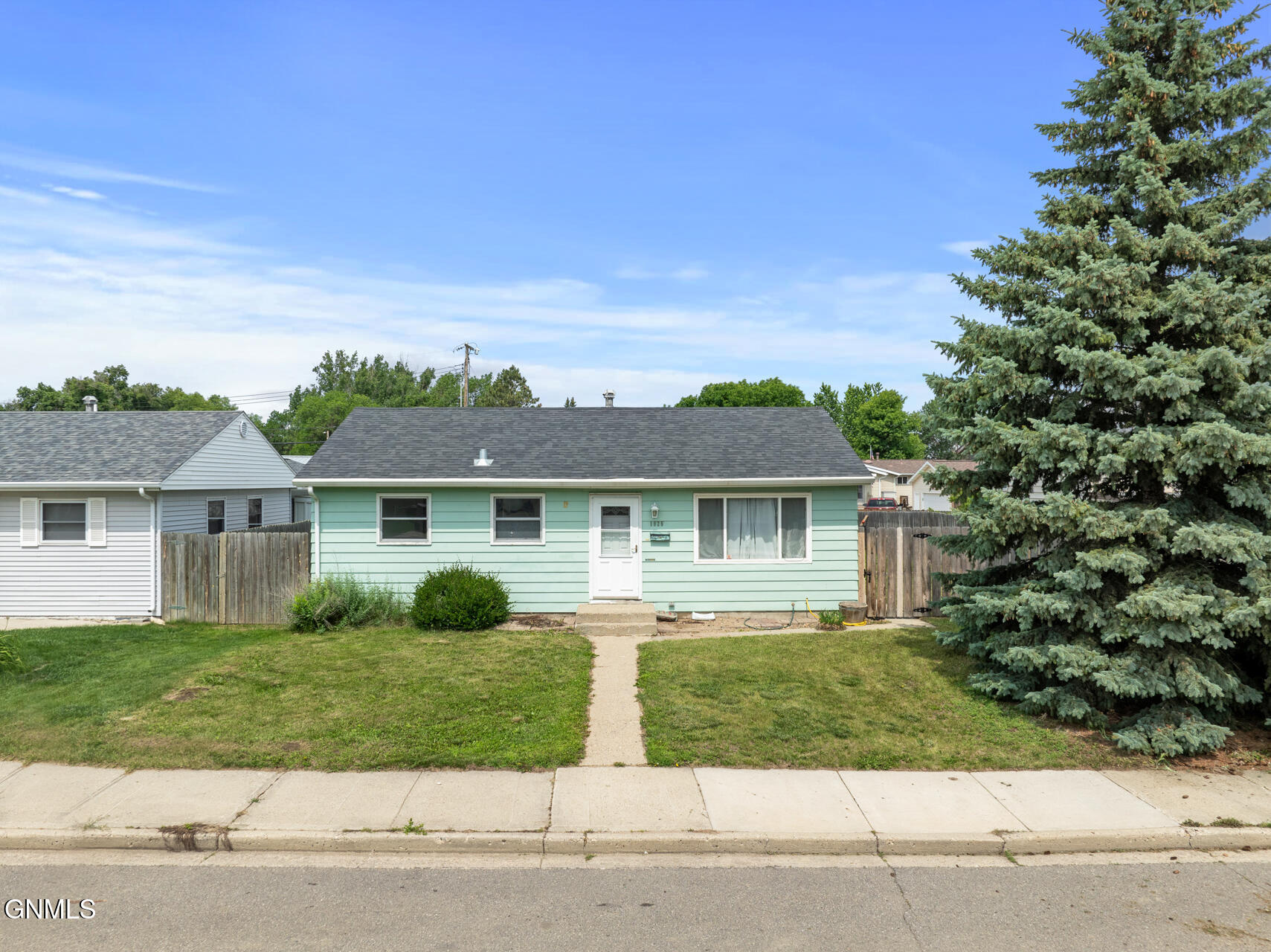 main property photo 1