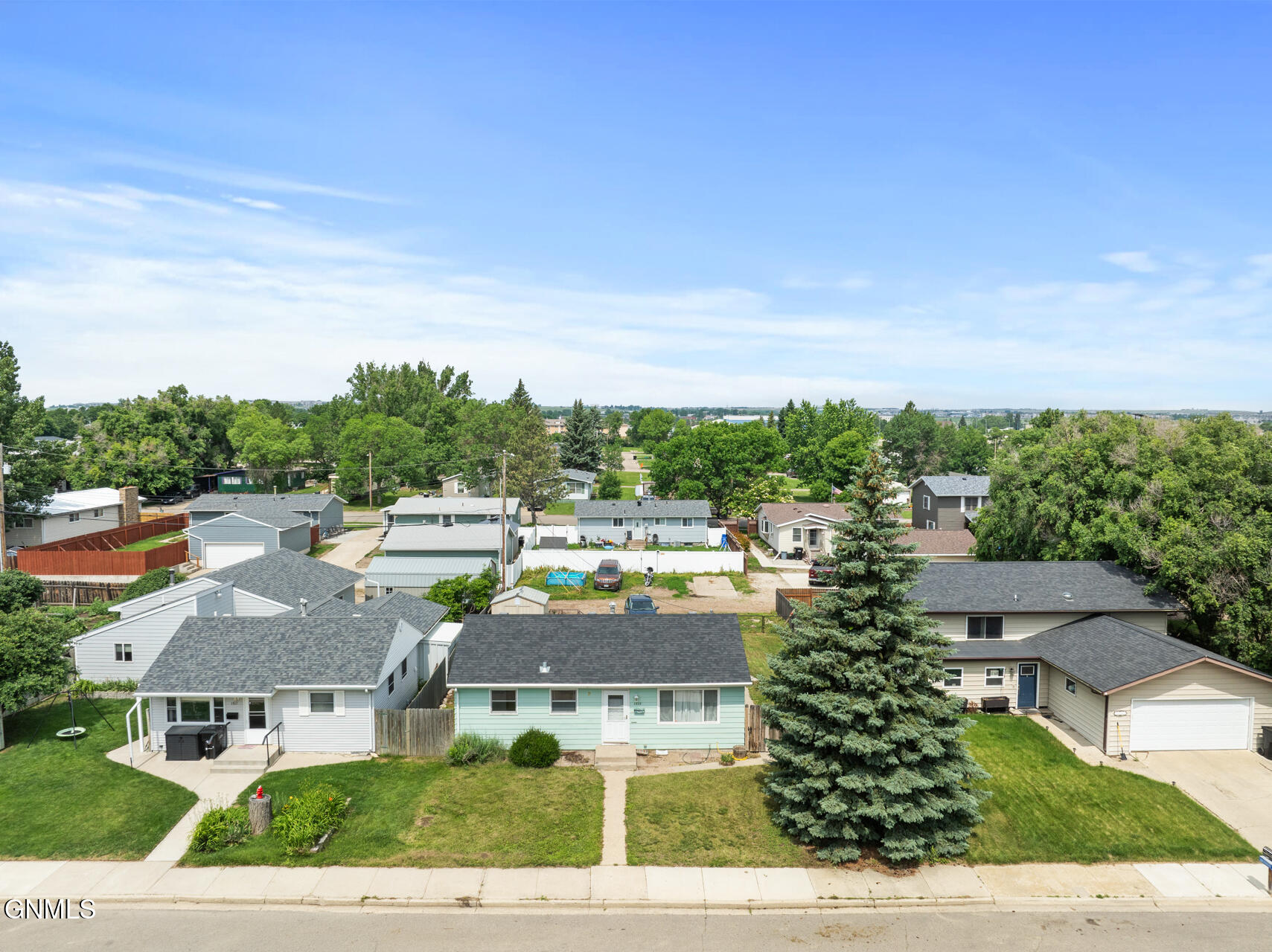 main property photo 7