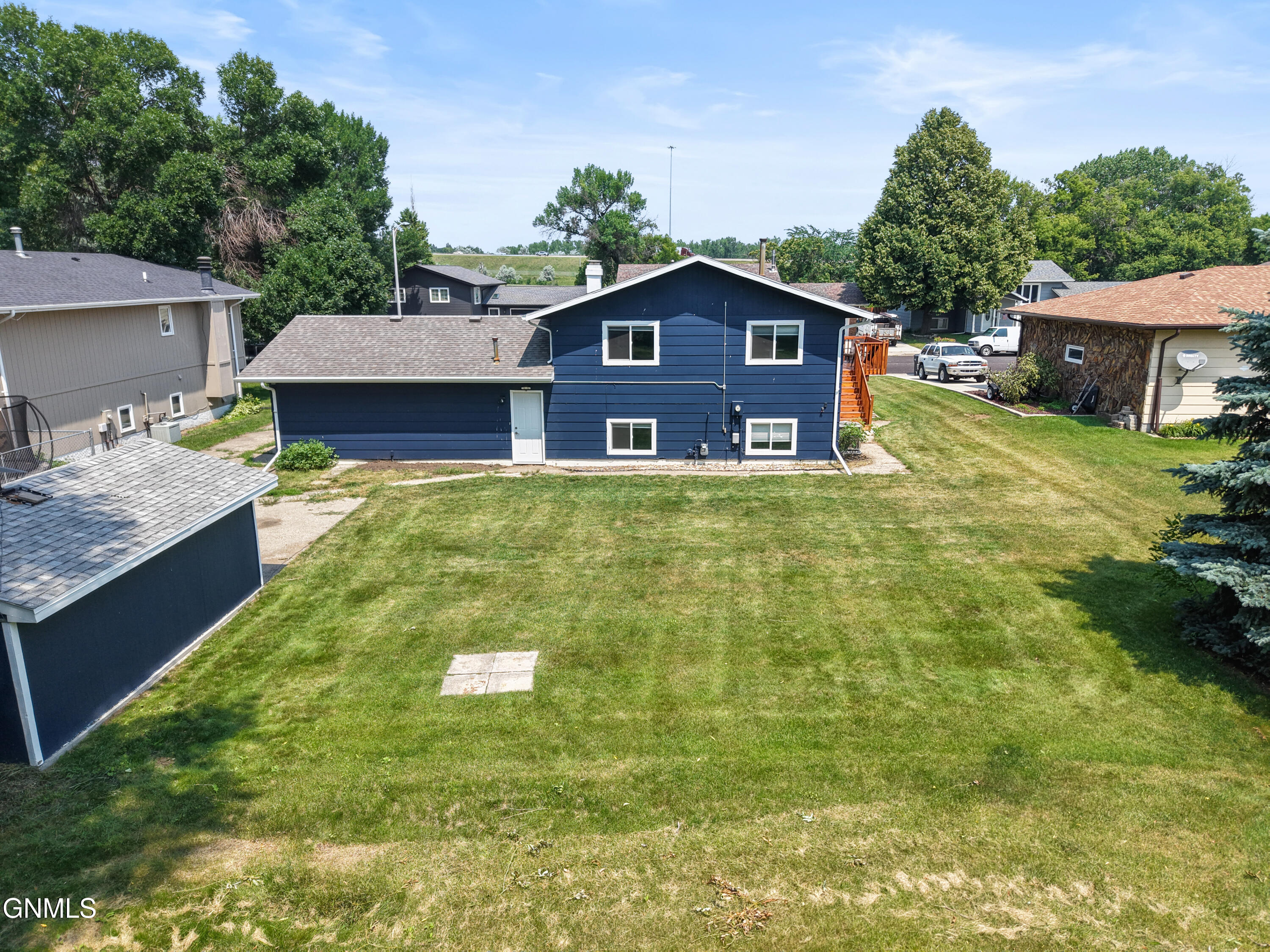 main property photo 43