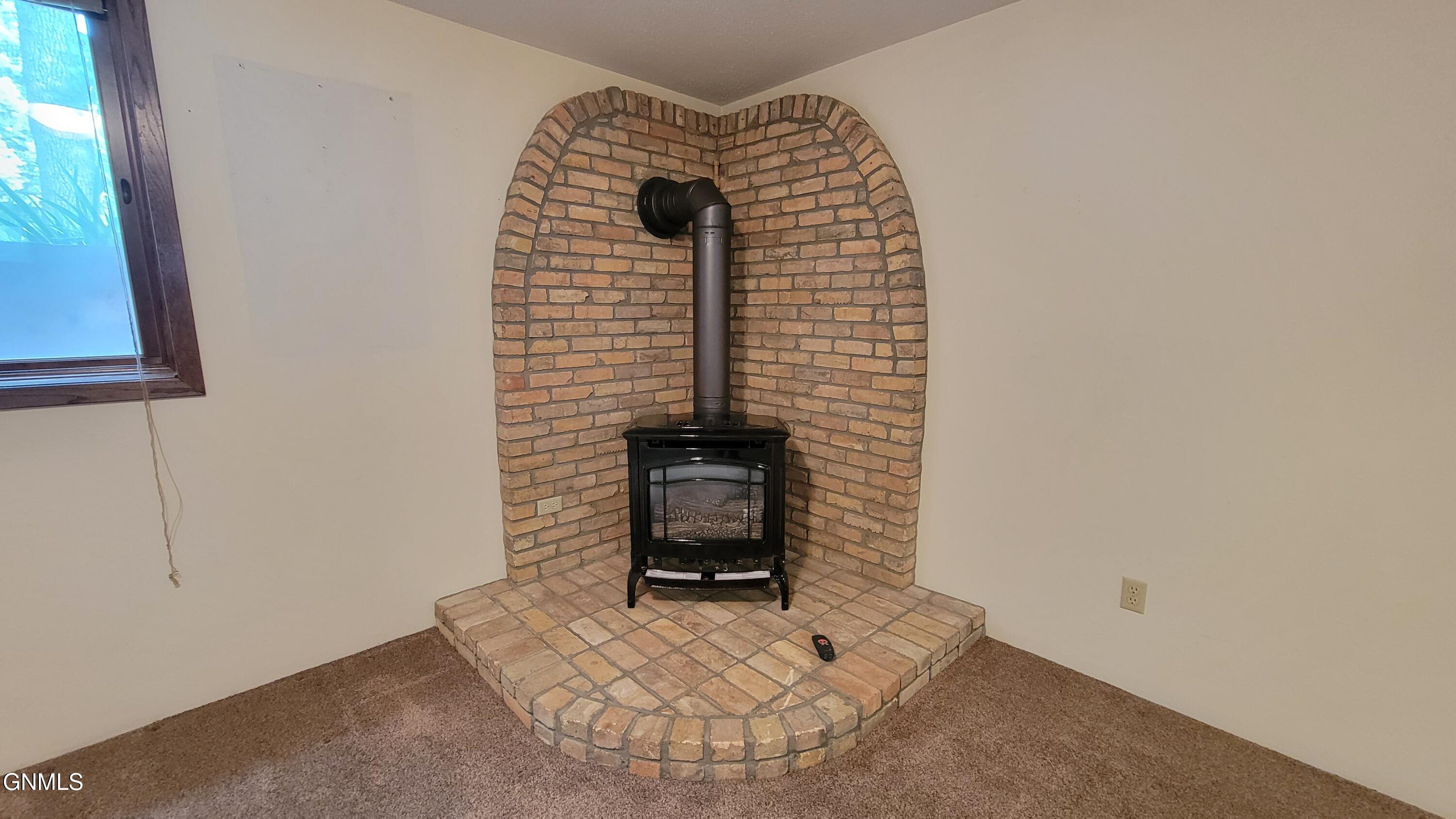 main property photo 73
