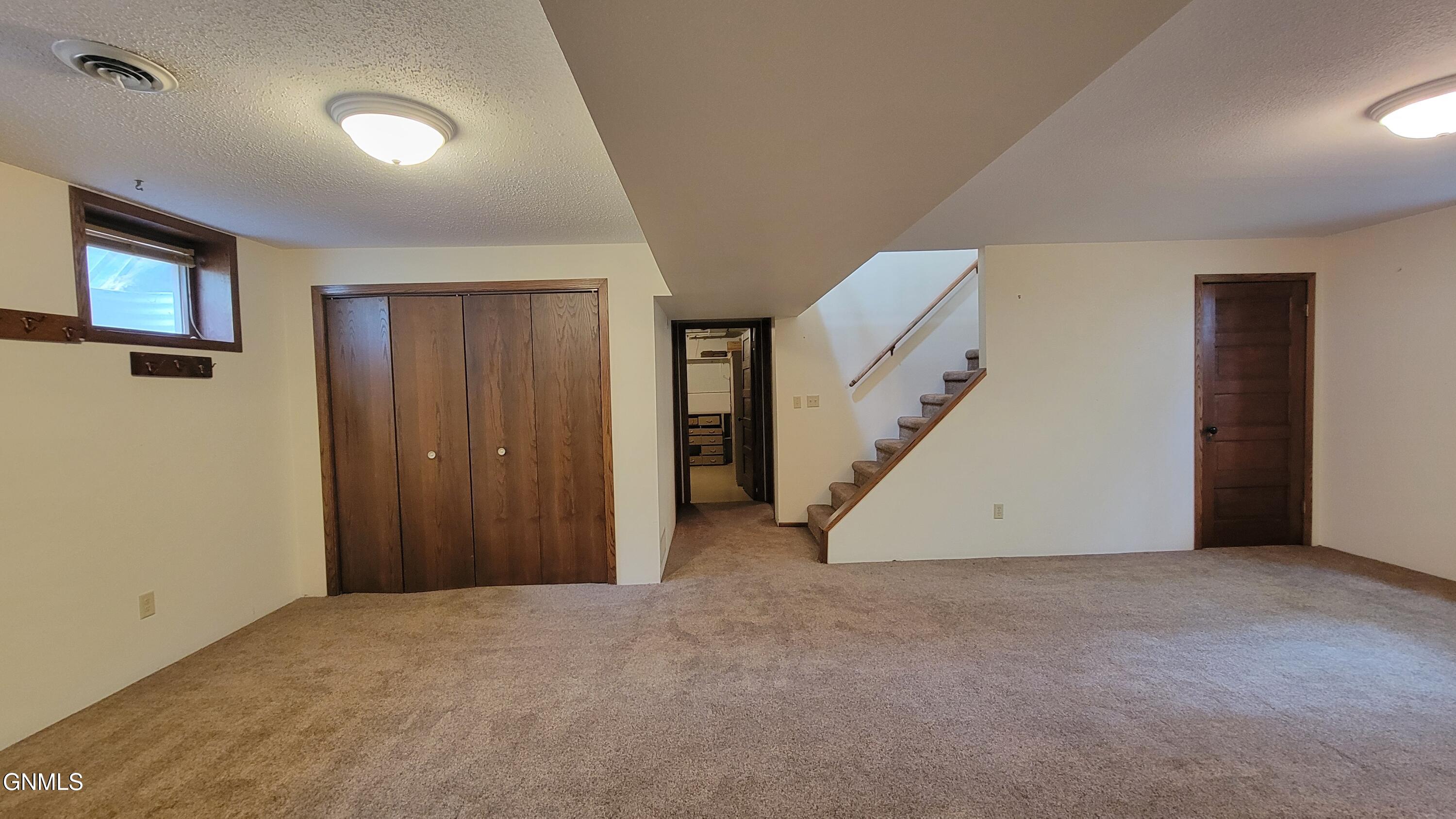 main property photo 89