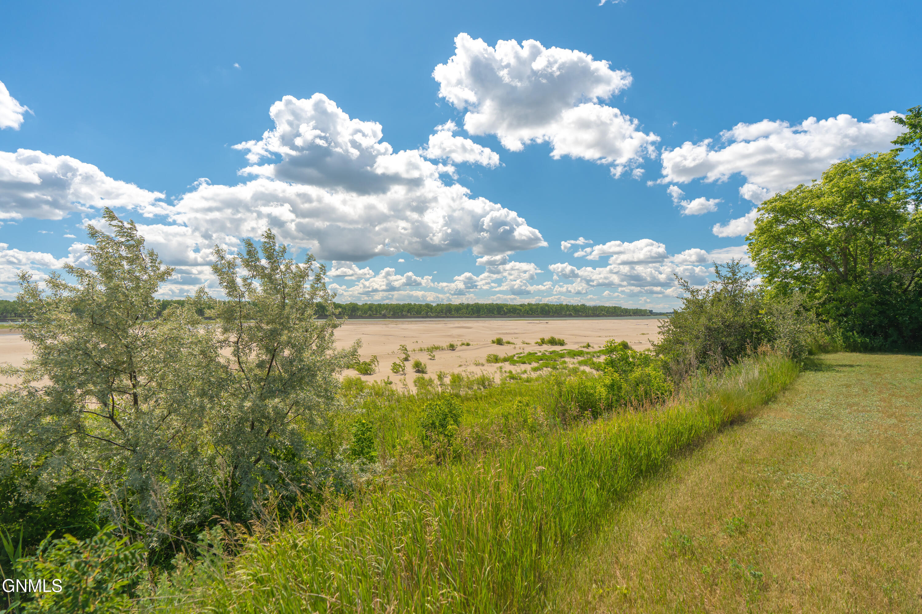 main property photo 60