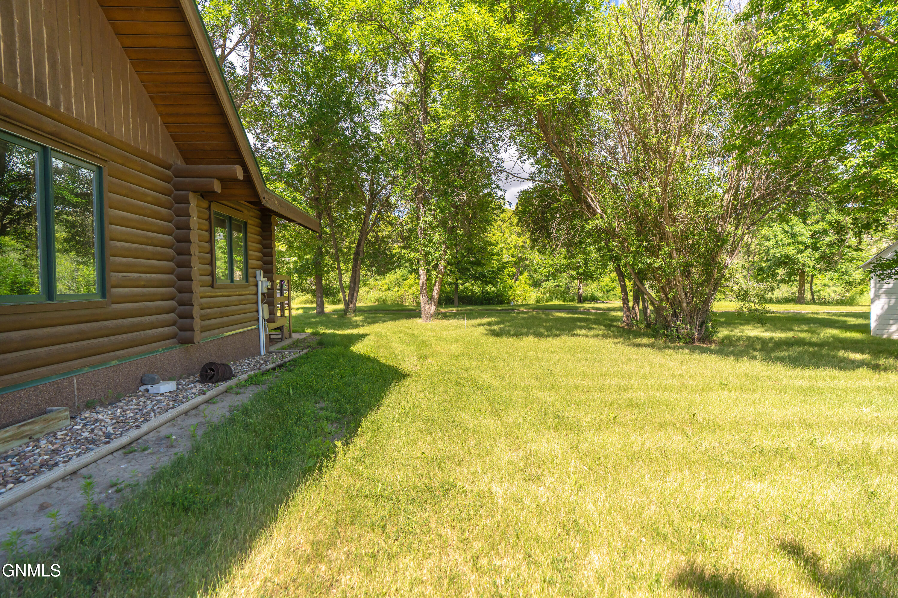 main property photo 67