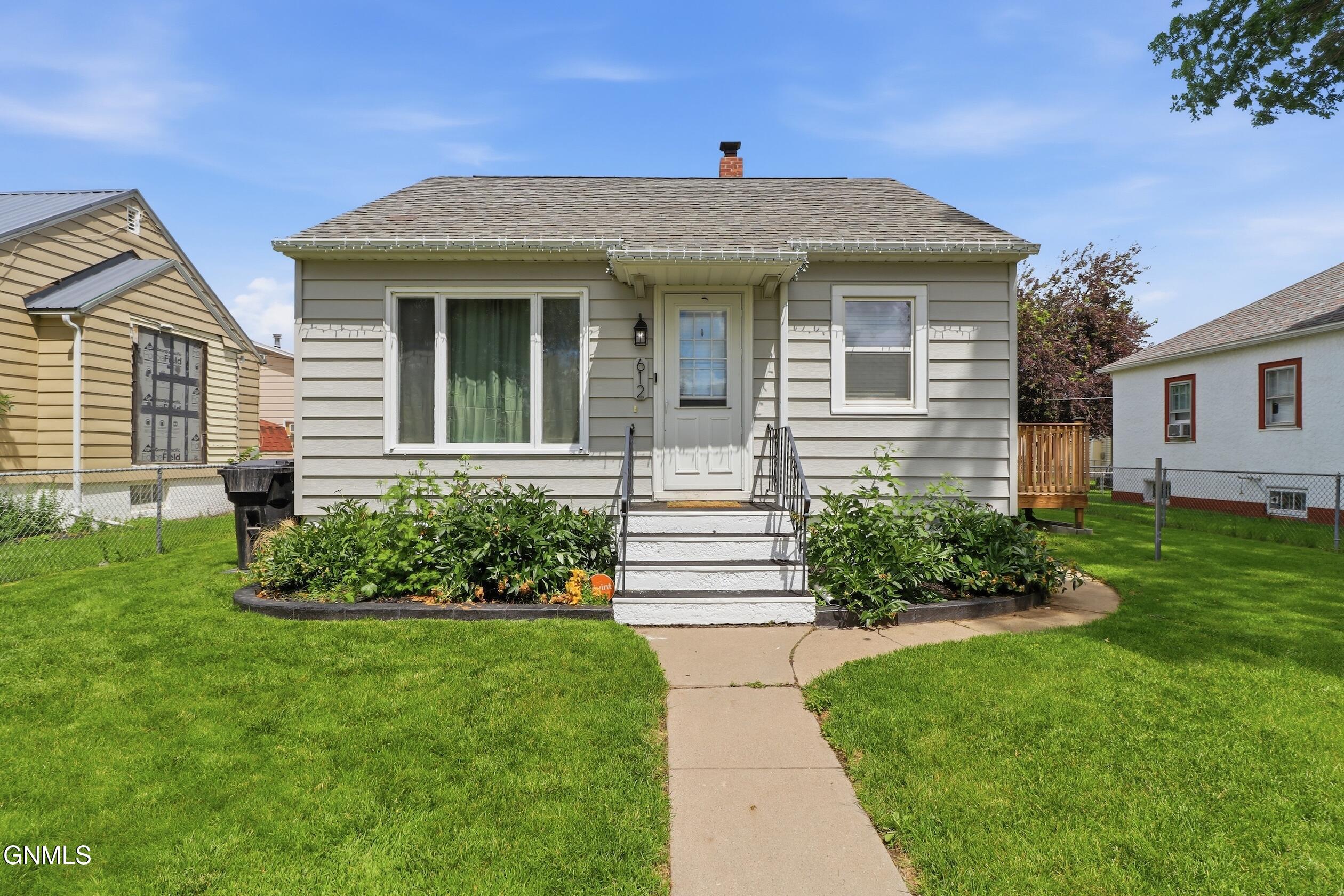 main property photo 2