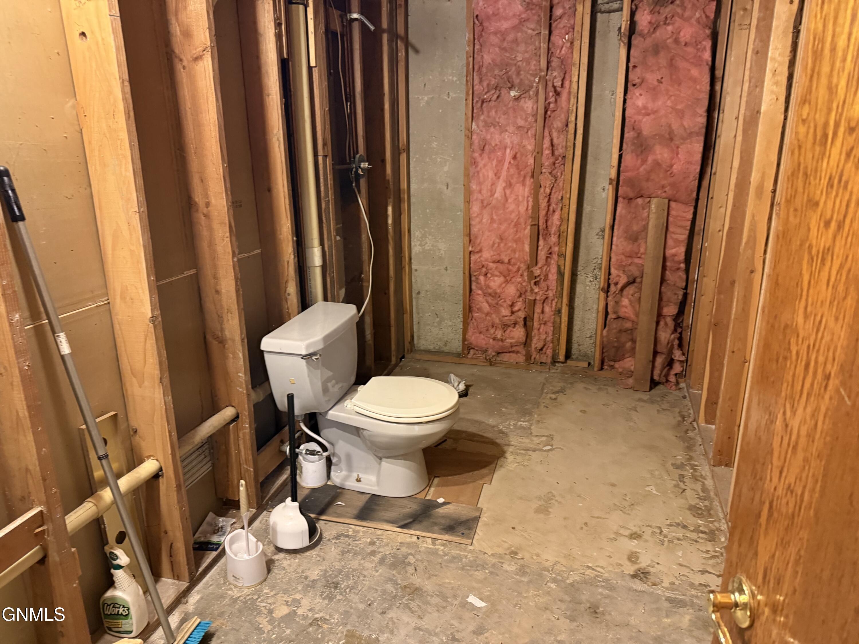 main property photo 19
