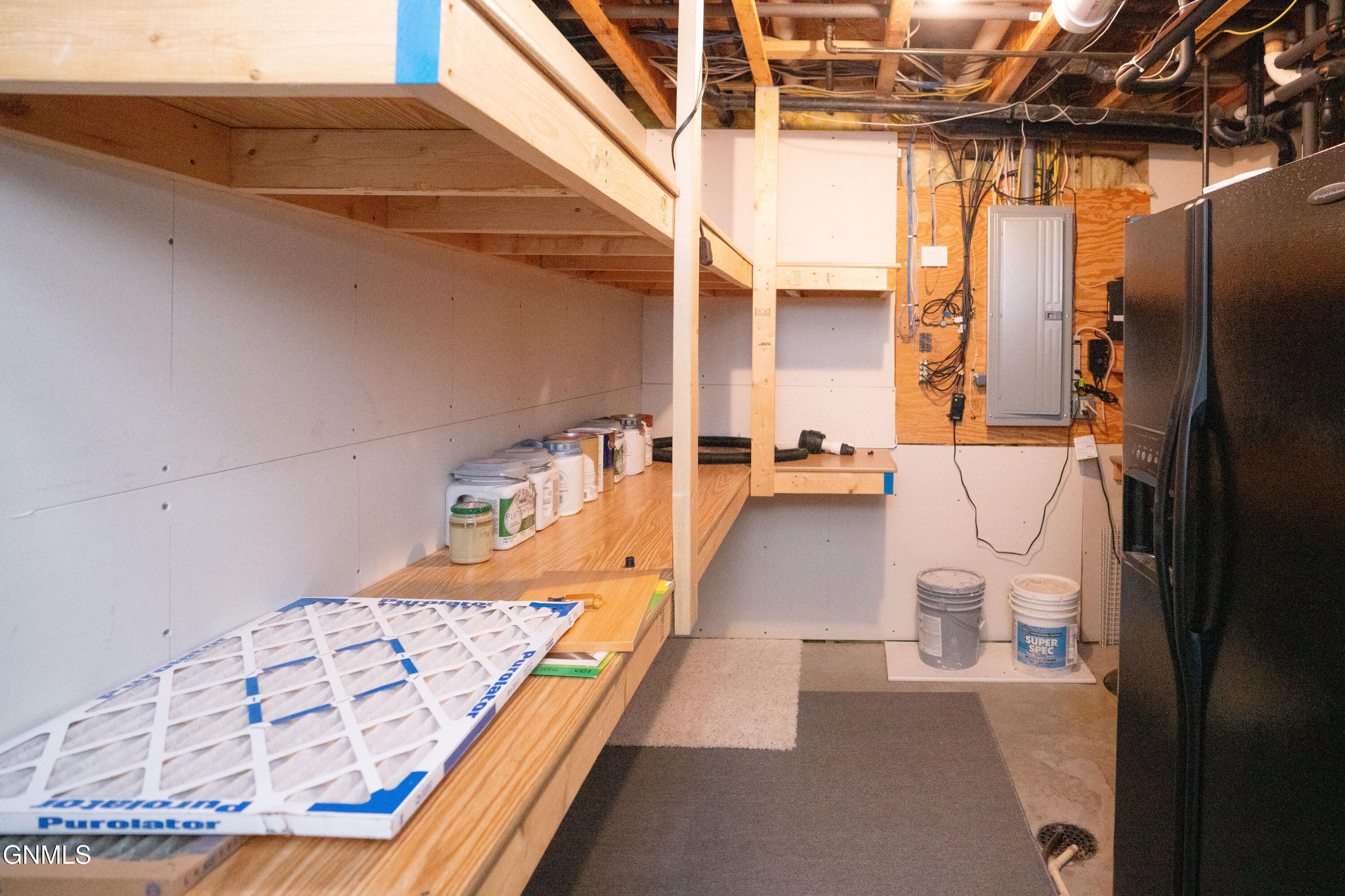 main property photo 45
