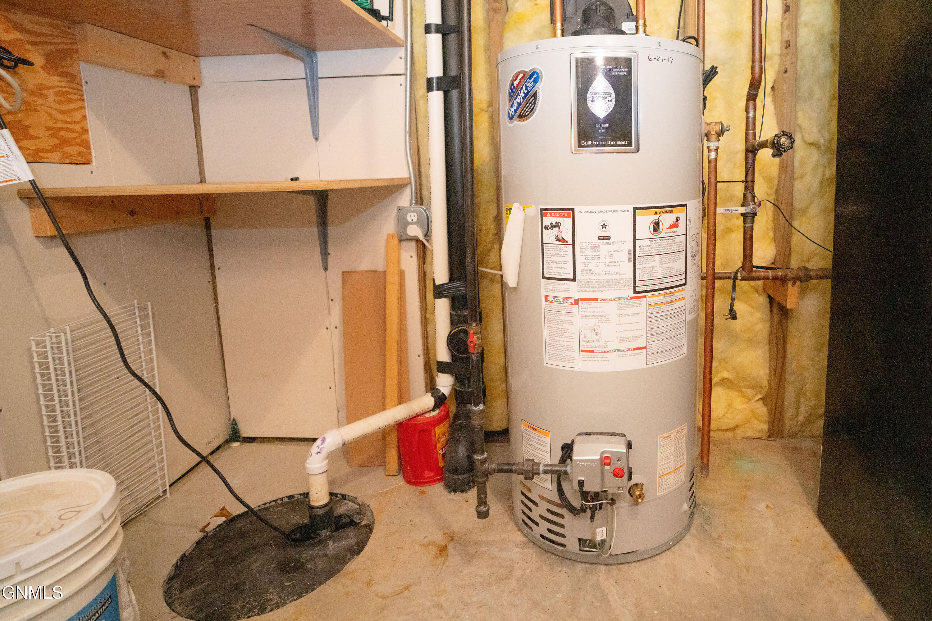 main property photo 47