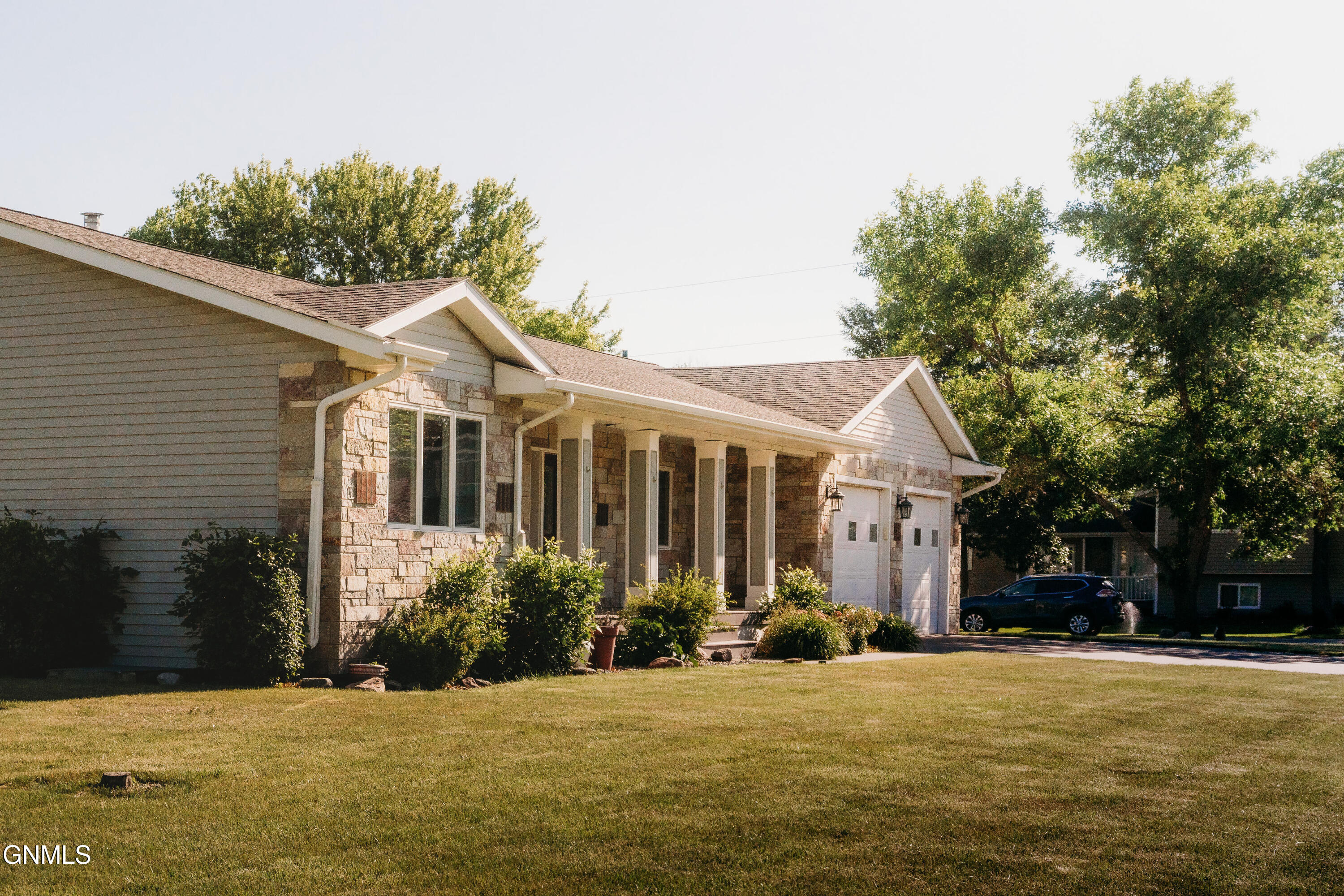 main property photo 53