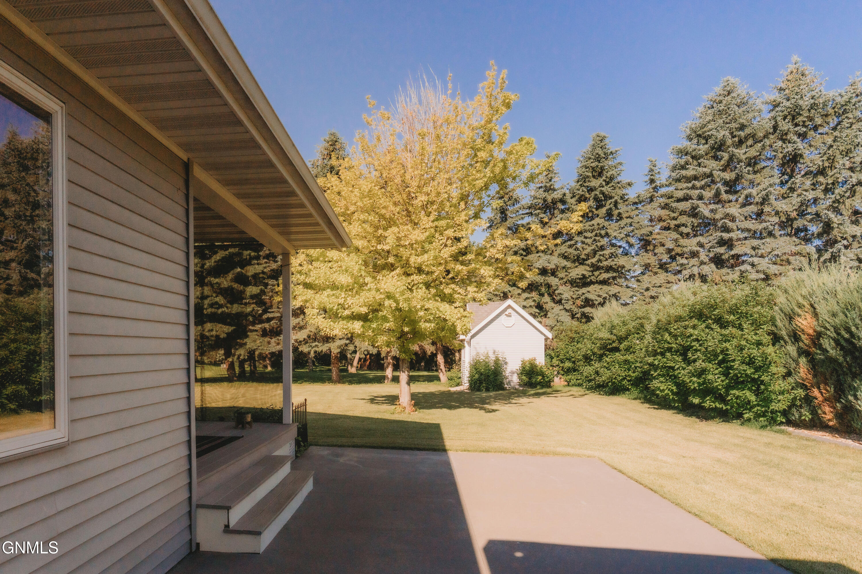 main property photo 58