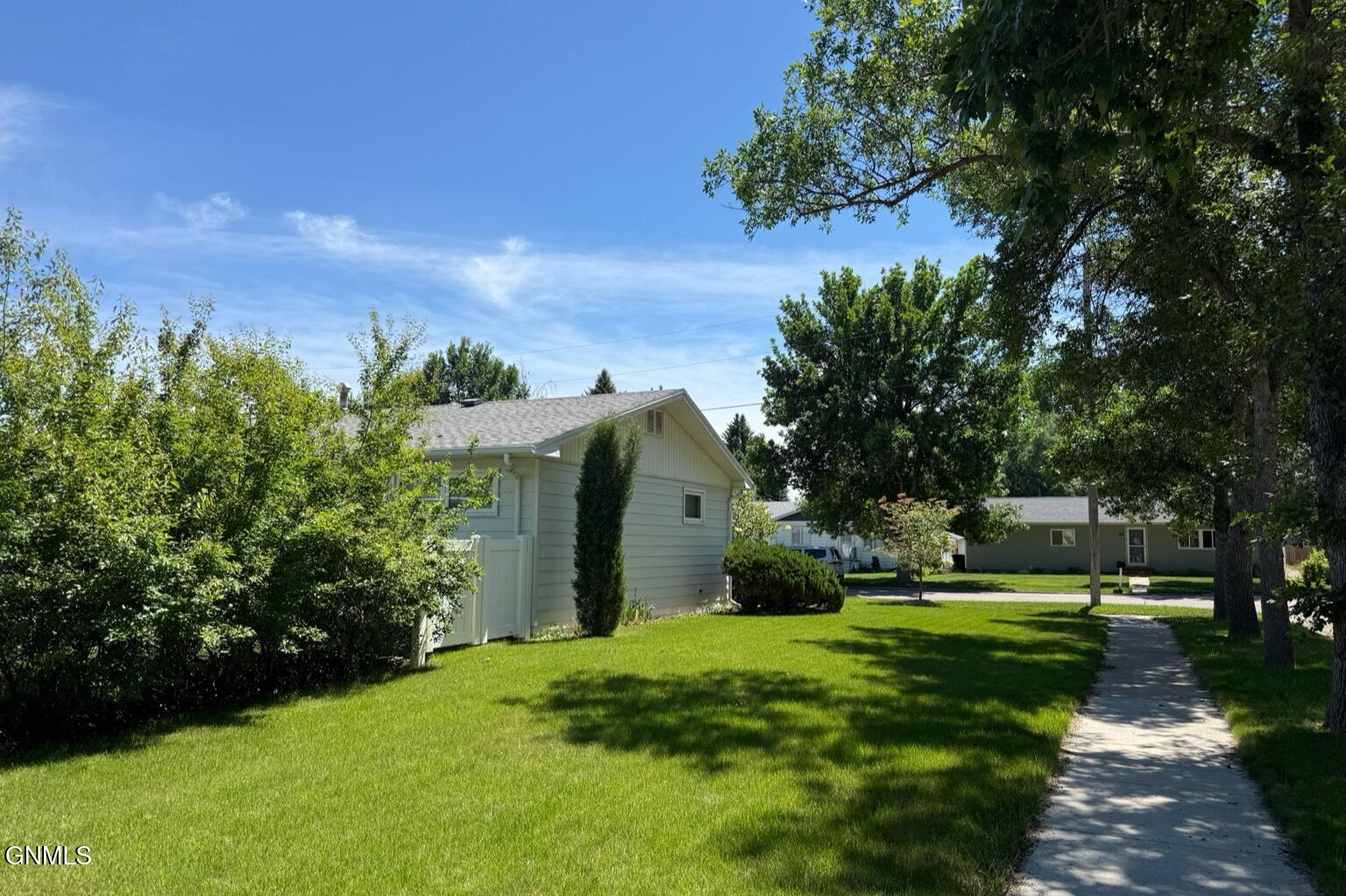 main property photo 57