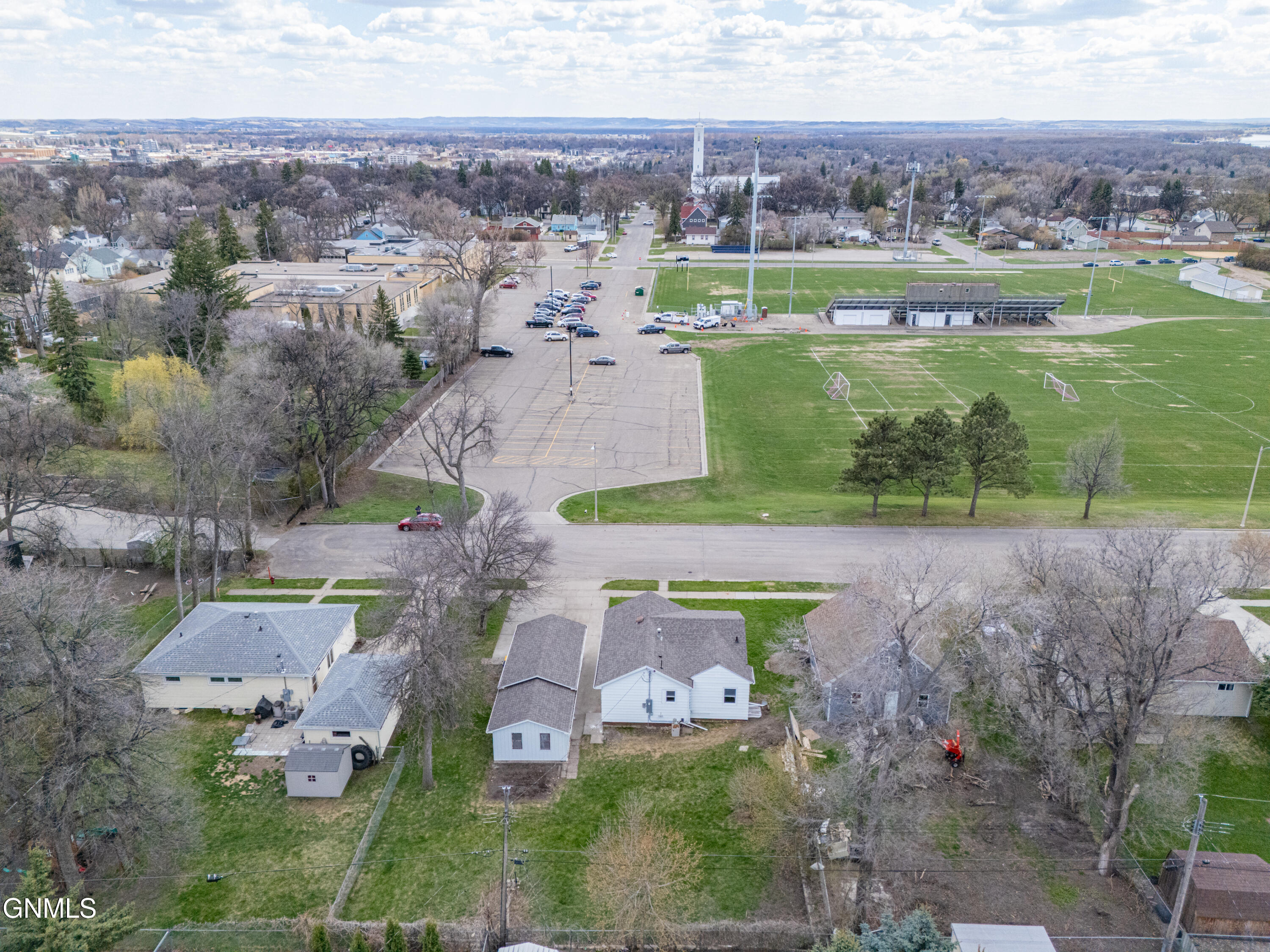 main property photo 46