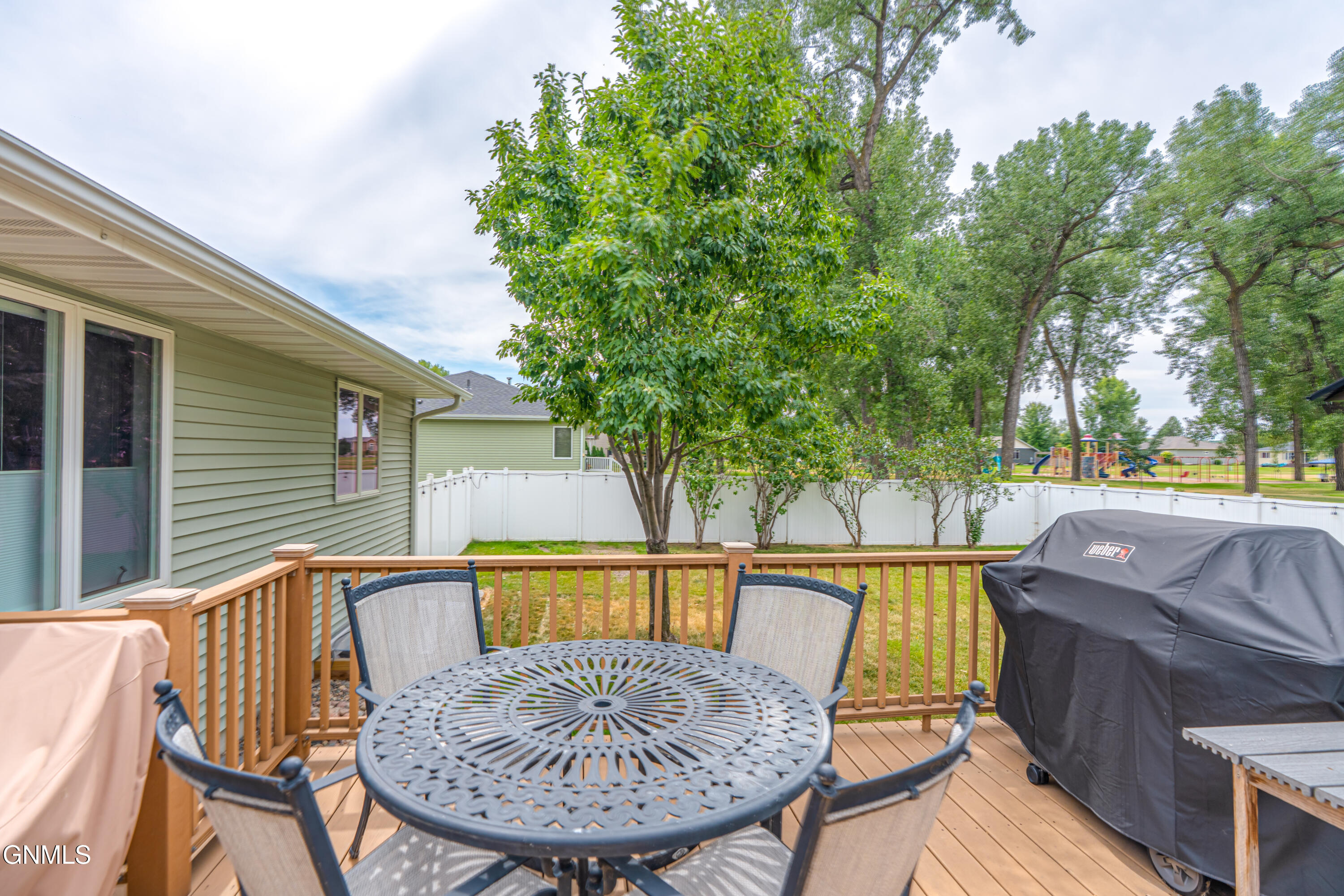 main property photo 108