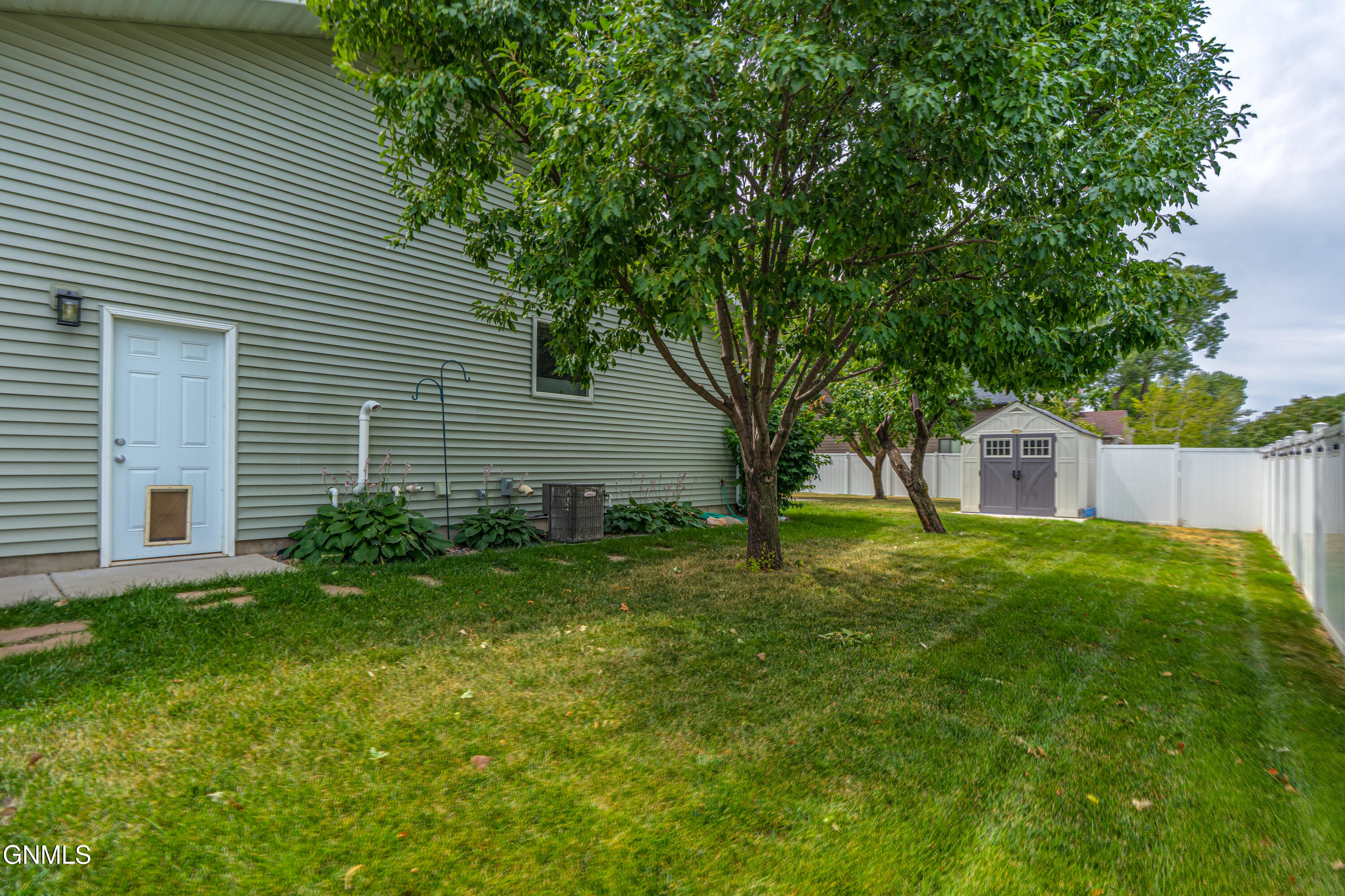 main property photo 117