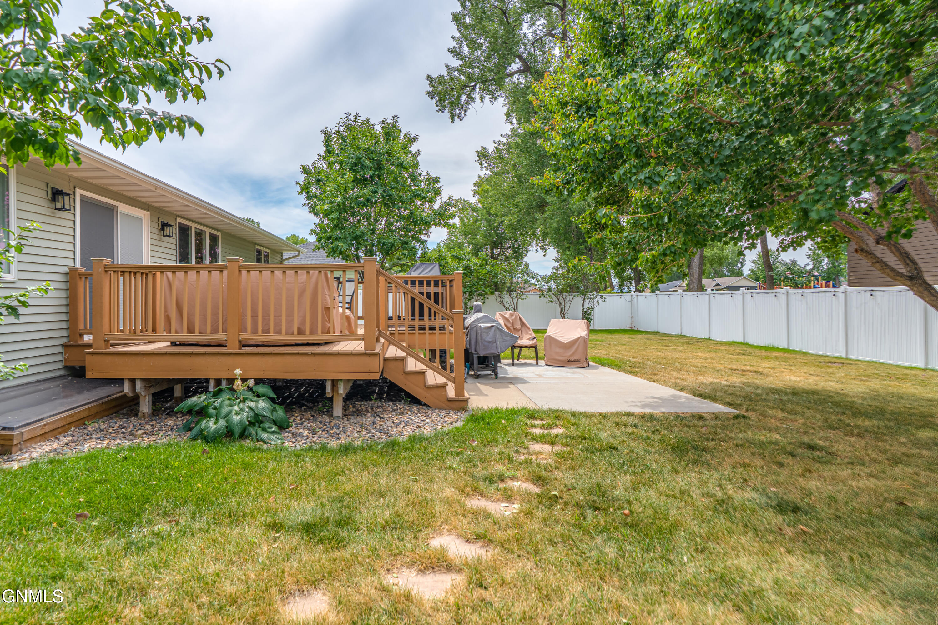 main property photo 118