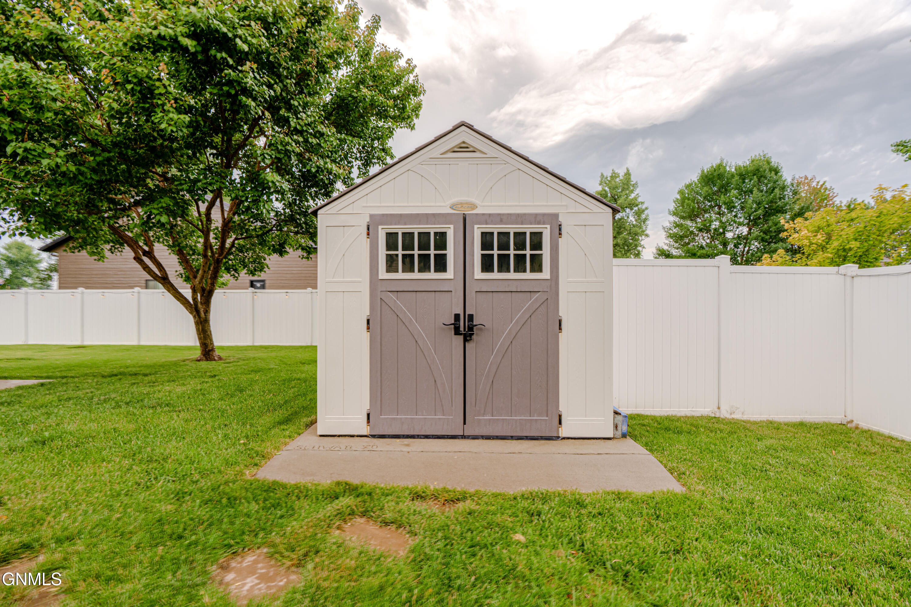 main property photo 87