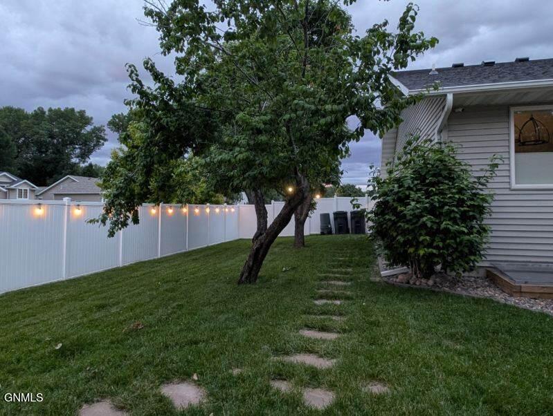 main property photo 96