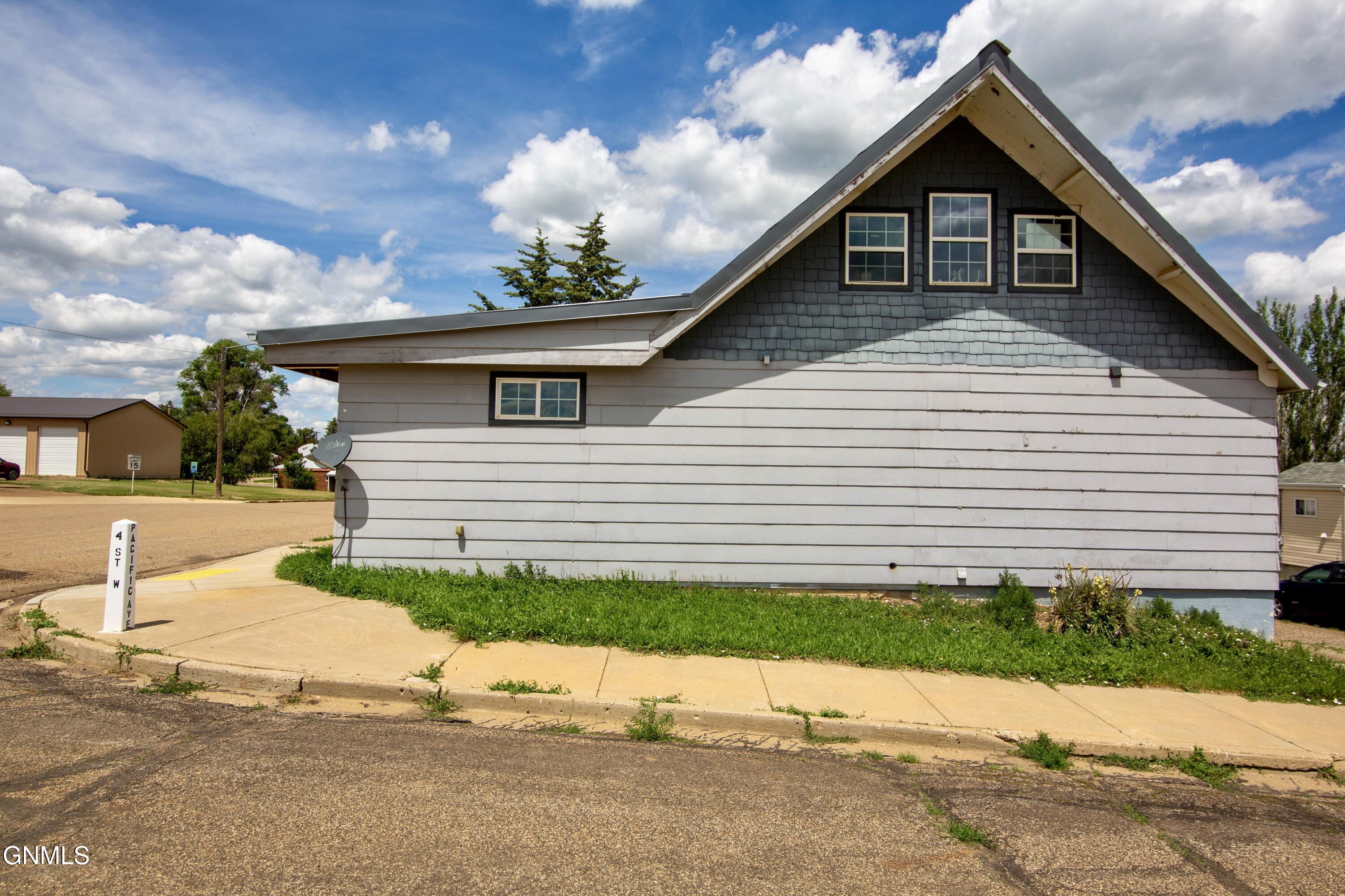 main property photo 0