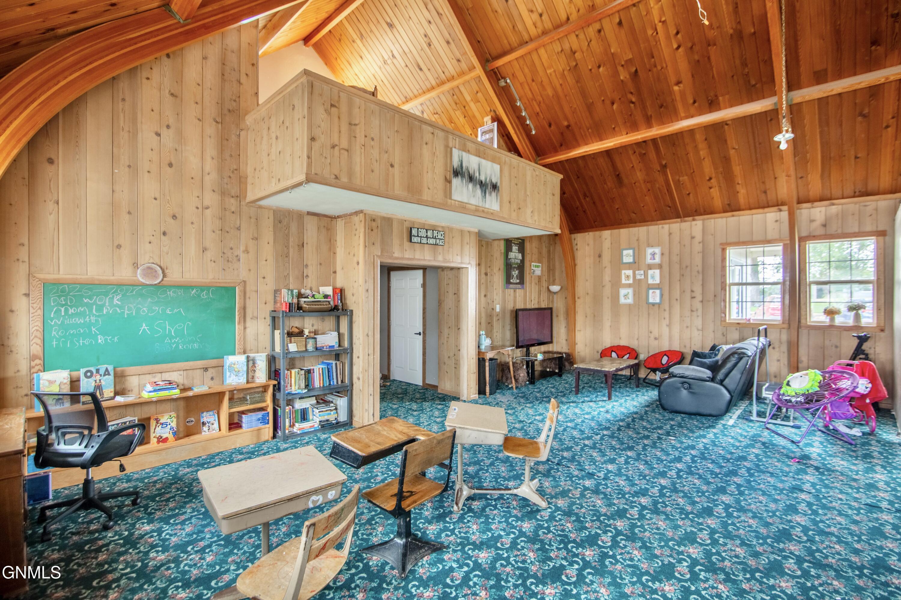 main property photo 12