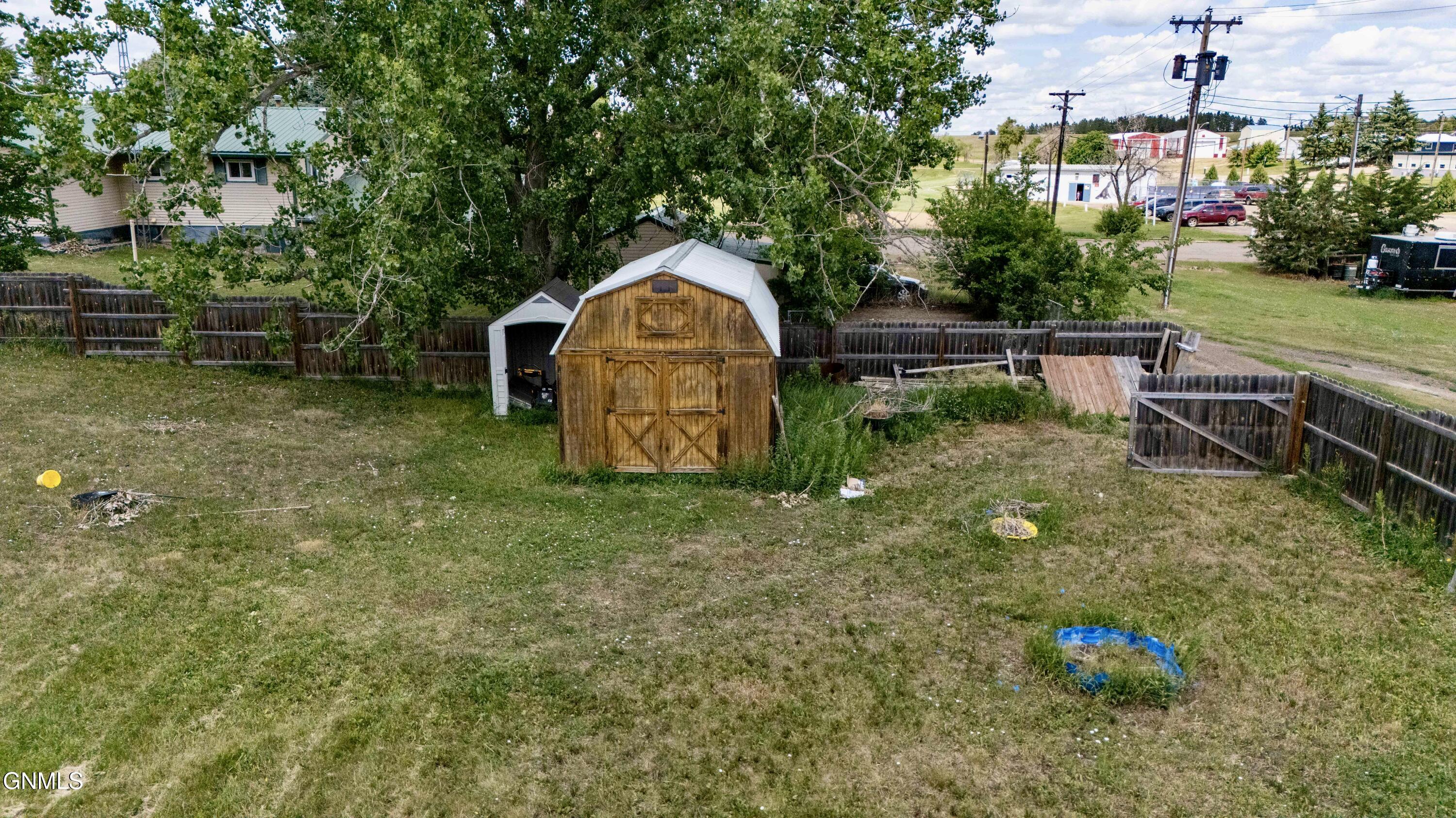 main property photo 48