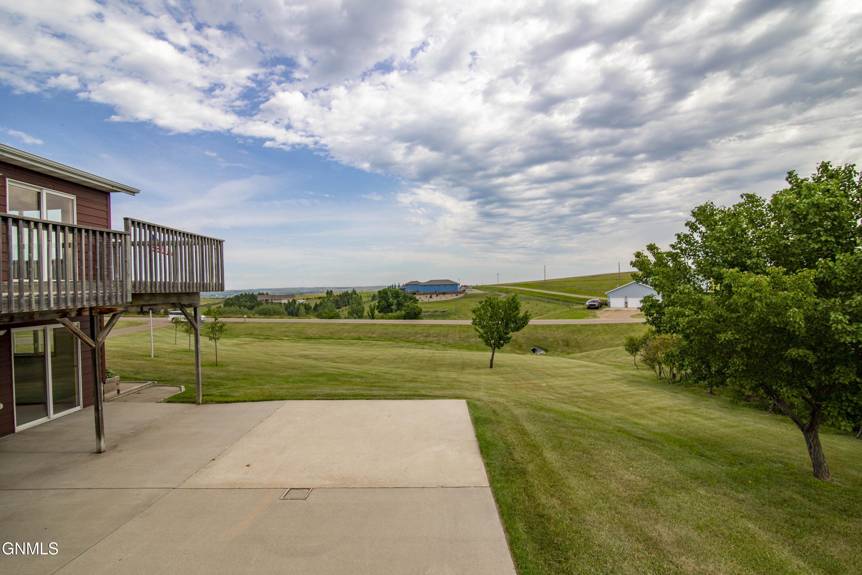 main property photo 47