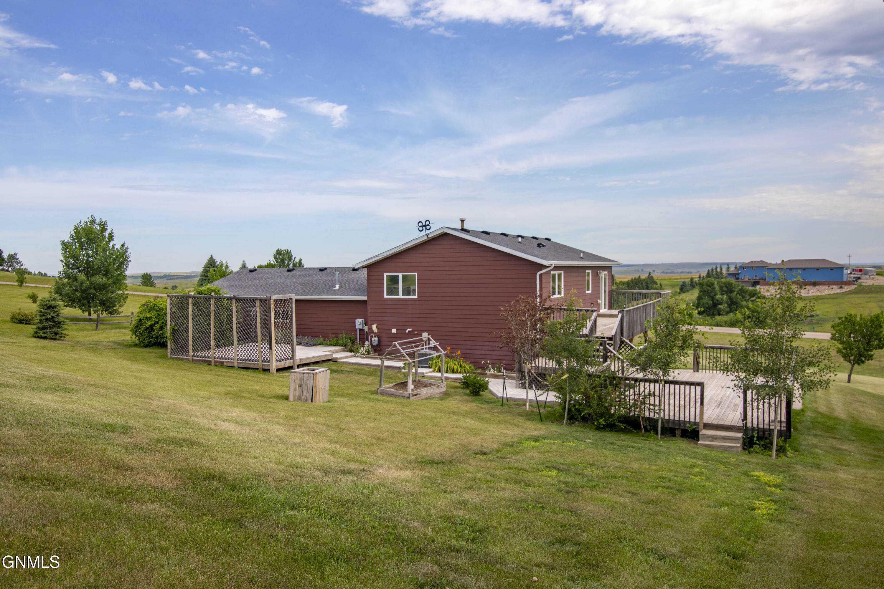 main property photo 65