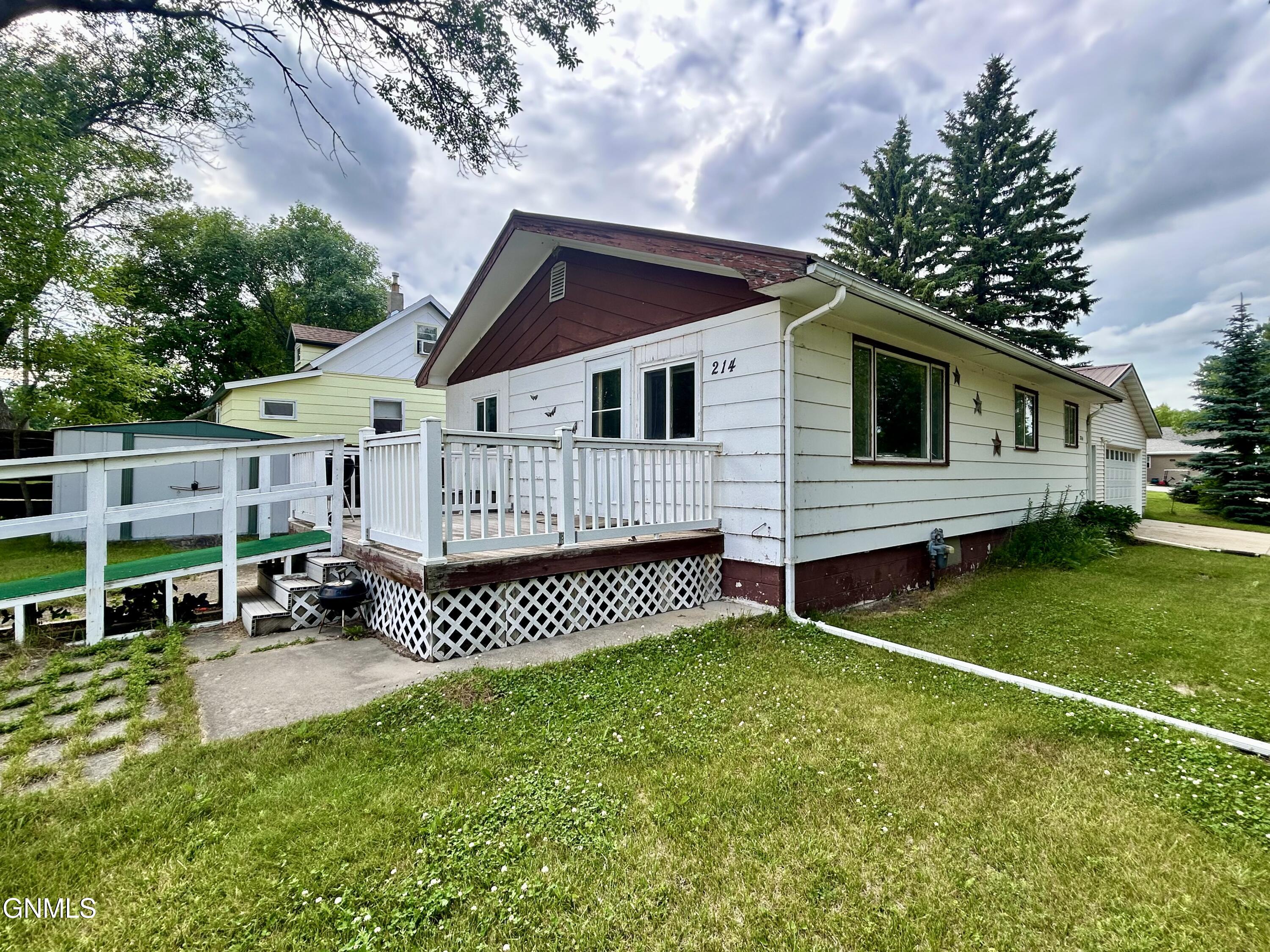 main property photo 50