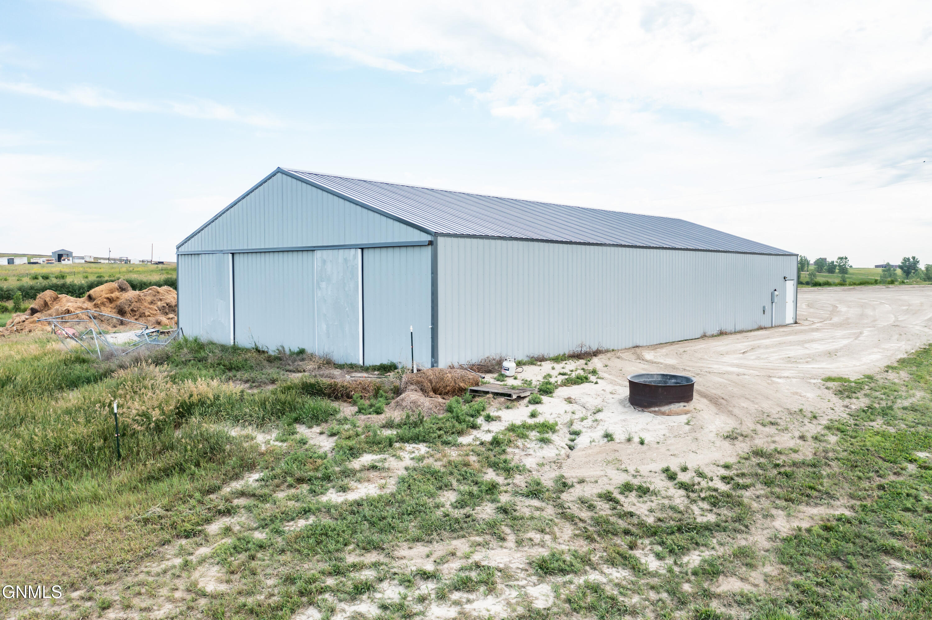 main property photo 56