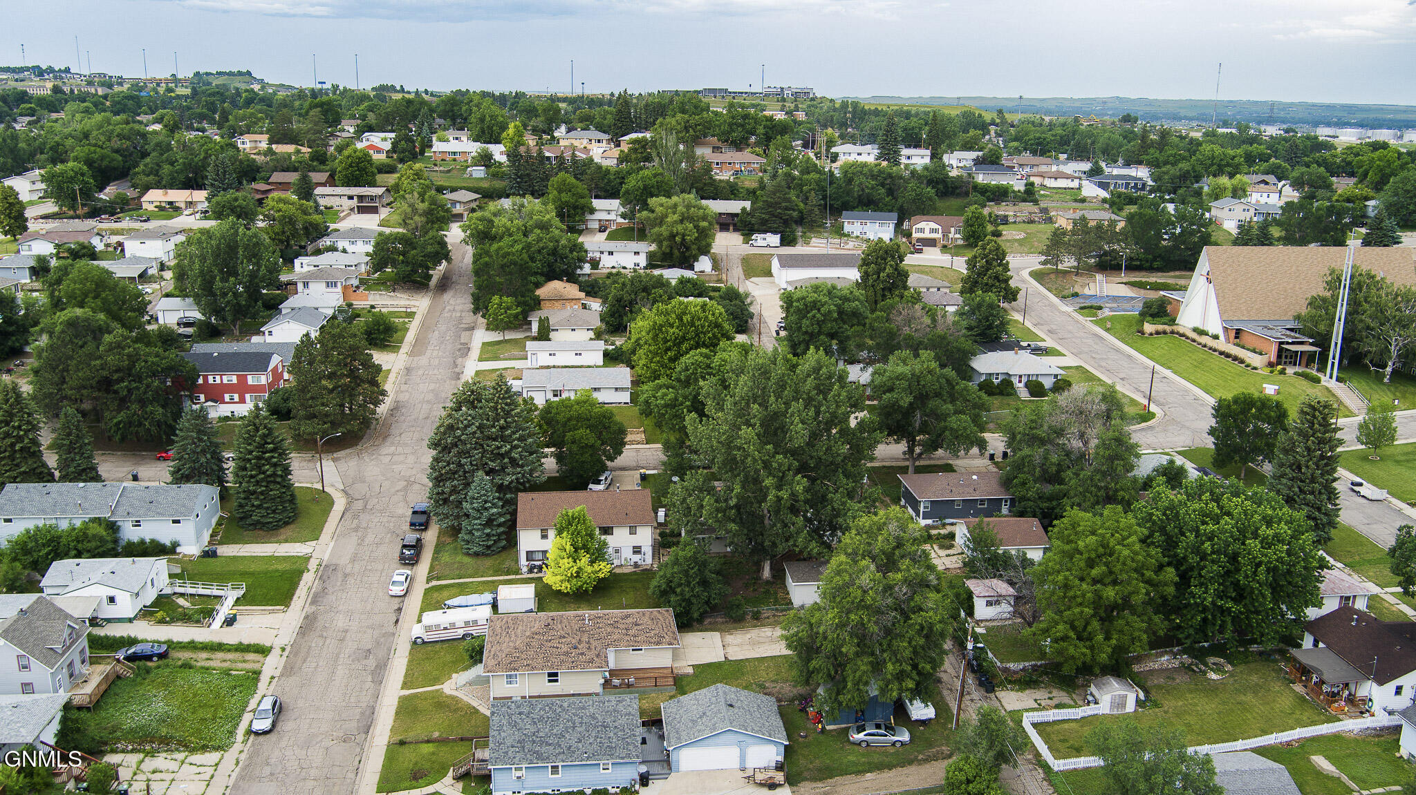 main property photo 38